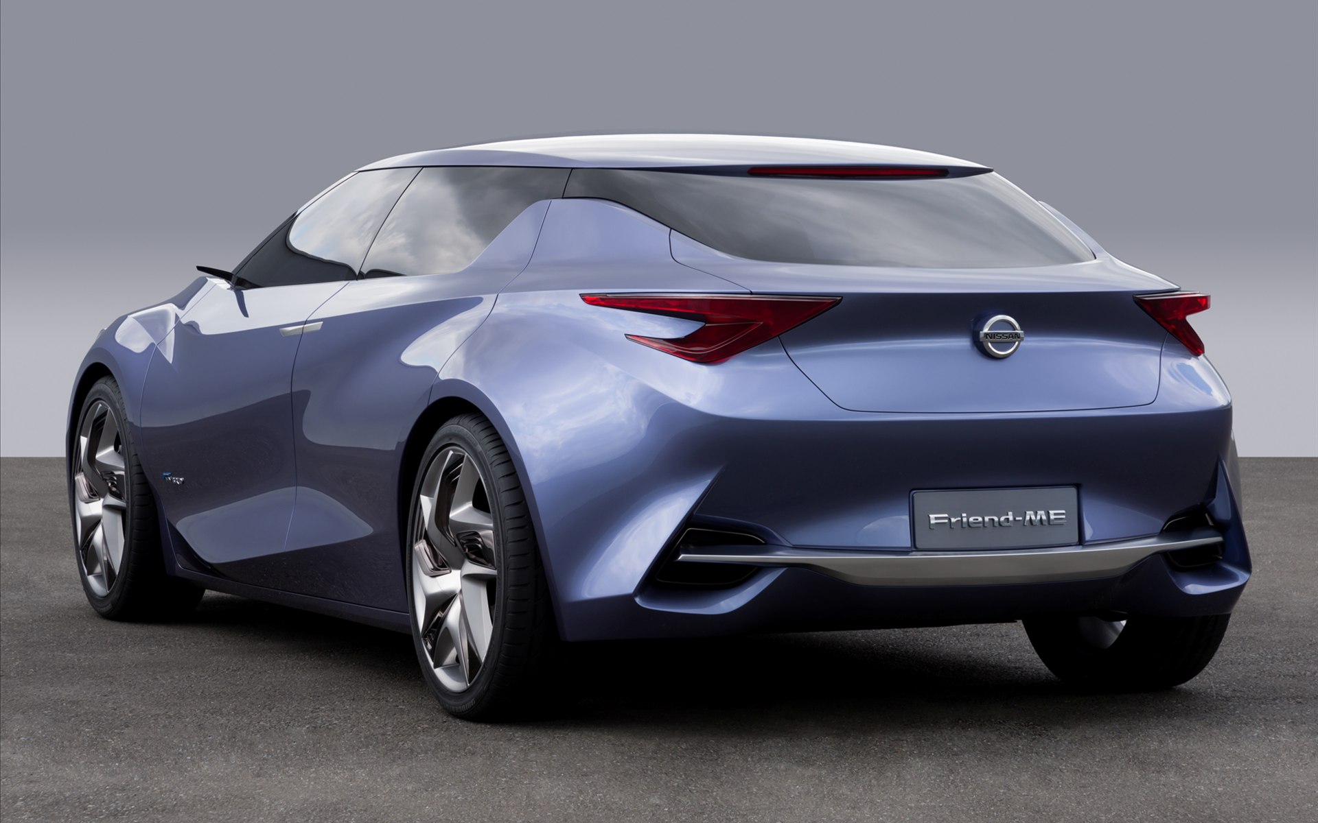 Nissan Friend-Me Concept 2013