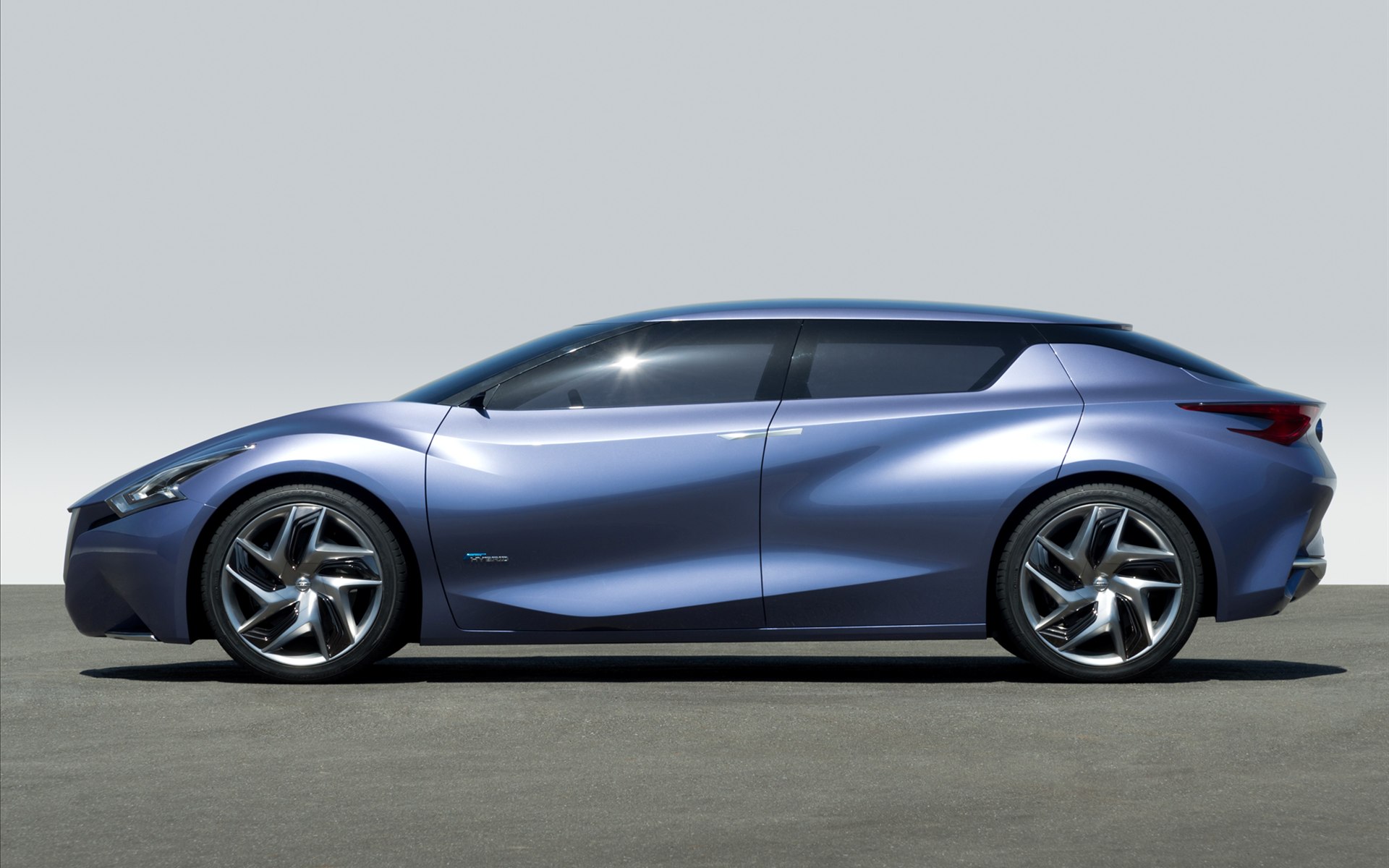 Nissan Friend-Me Concept 2013