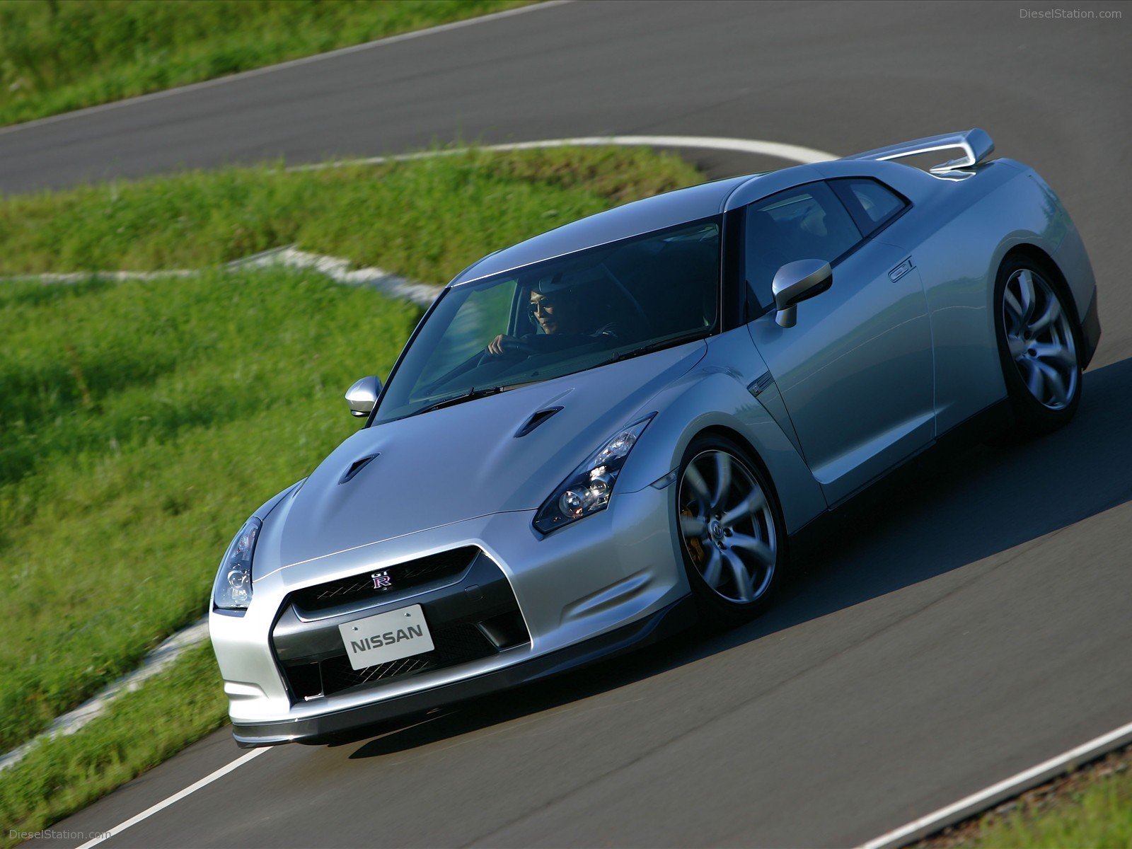 Nissan GT-R 2010