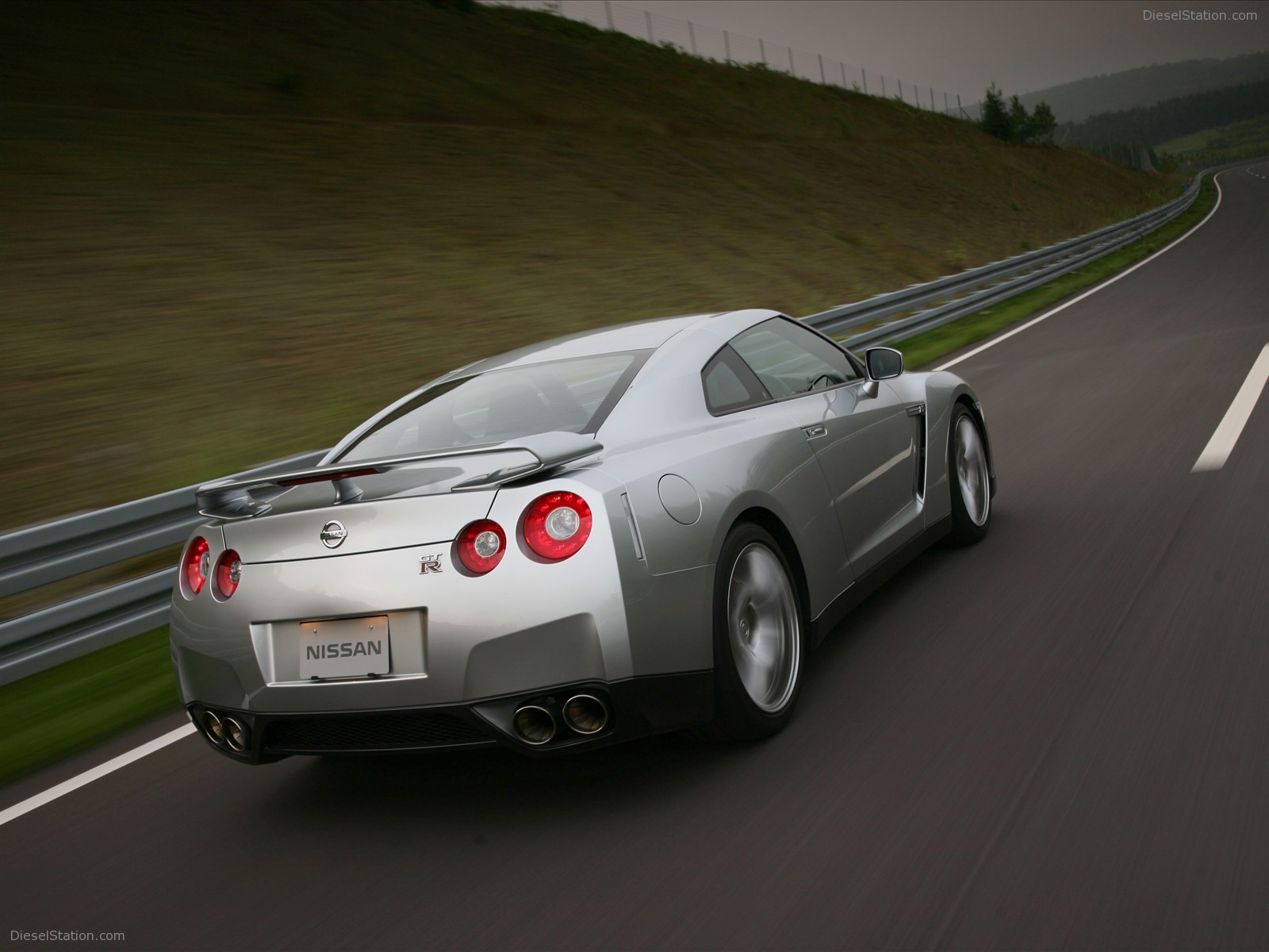 Nissan GT-R 2010
