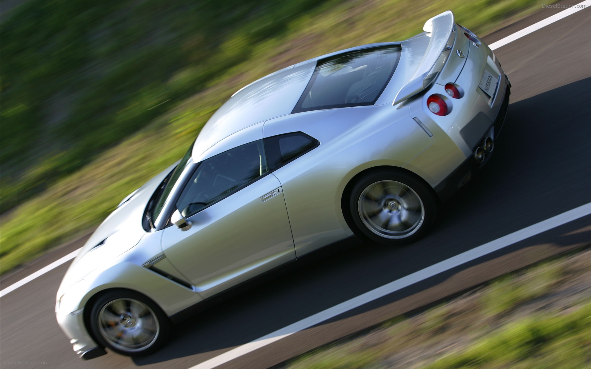 Nissan GT-R 2010