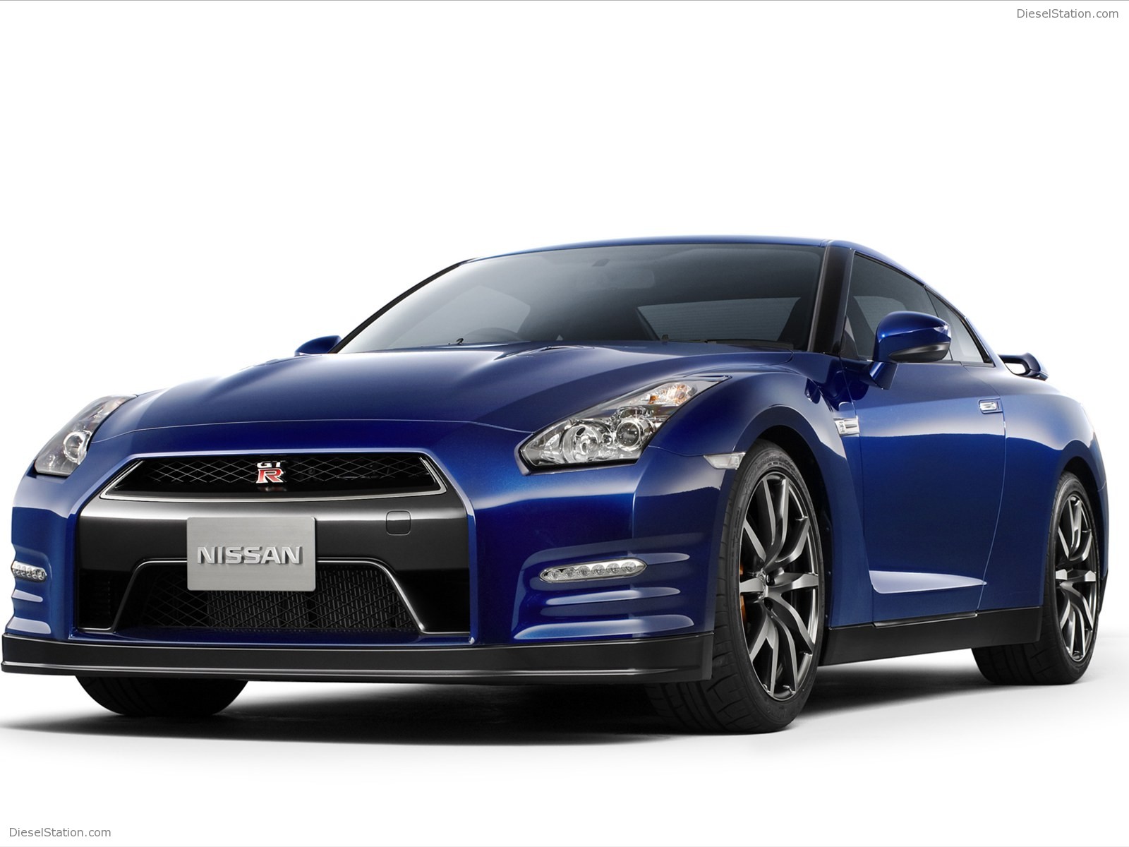 Nissan GT-R 2011