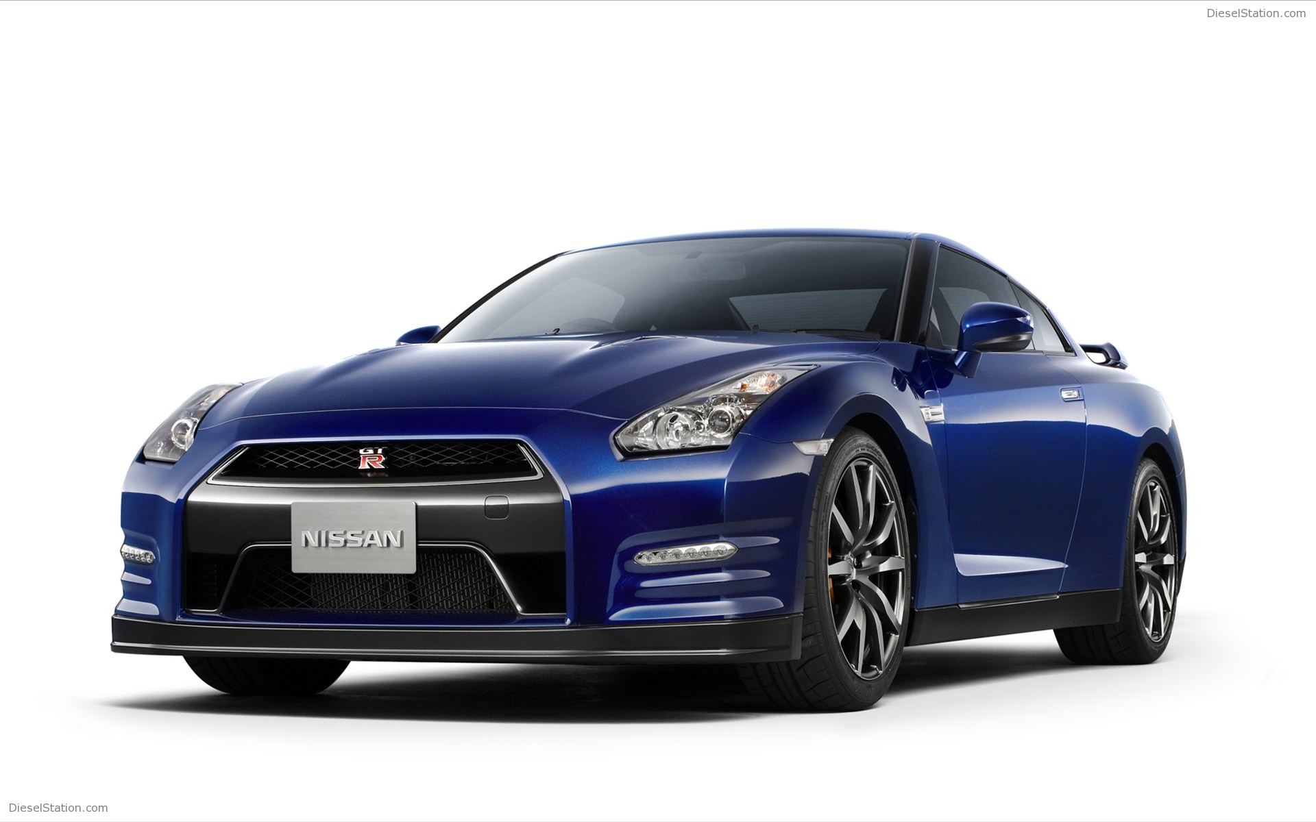 Nissan GT-R 2011