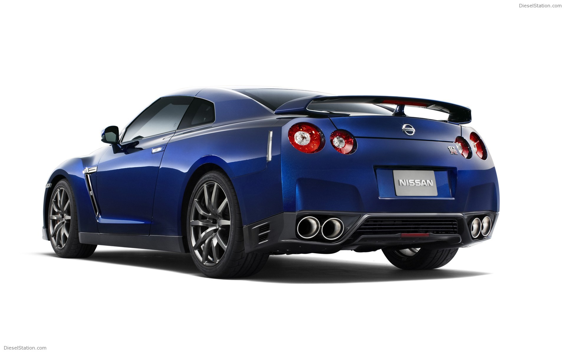 Nissan GT-R 2011