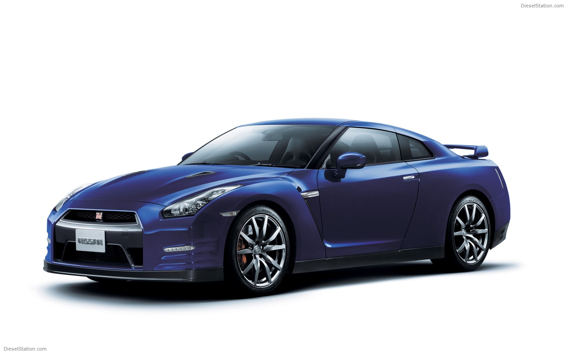 Nissan GT-R 2012