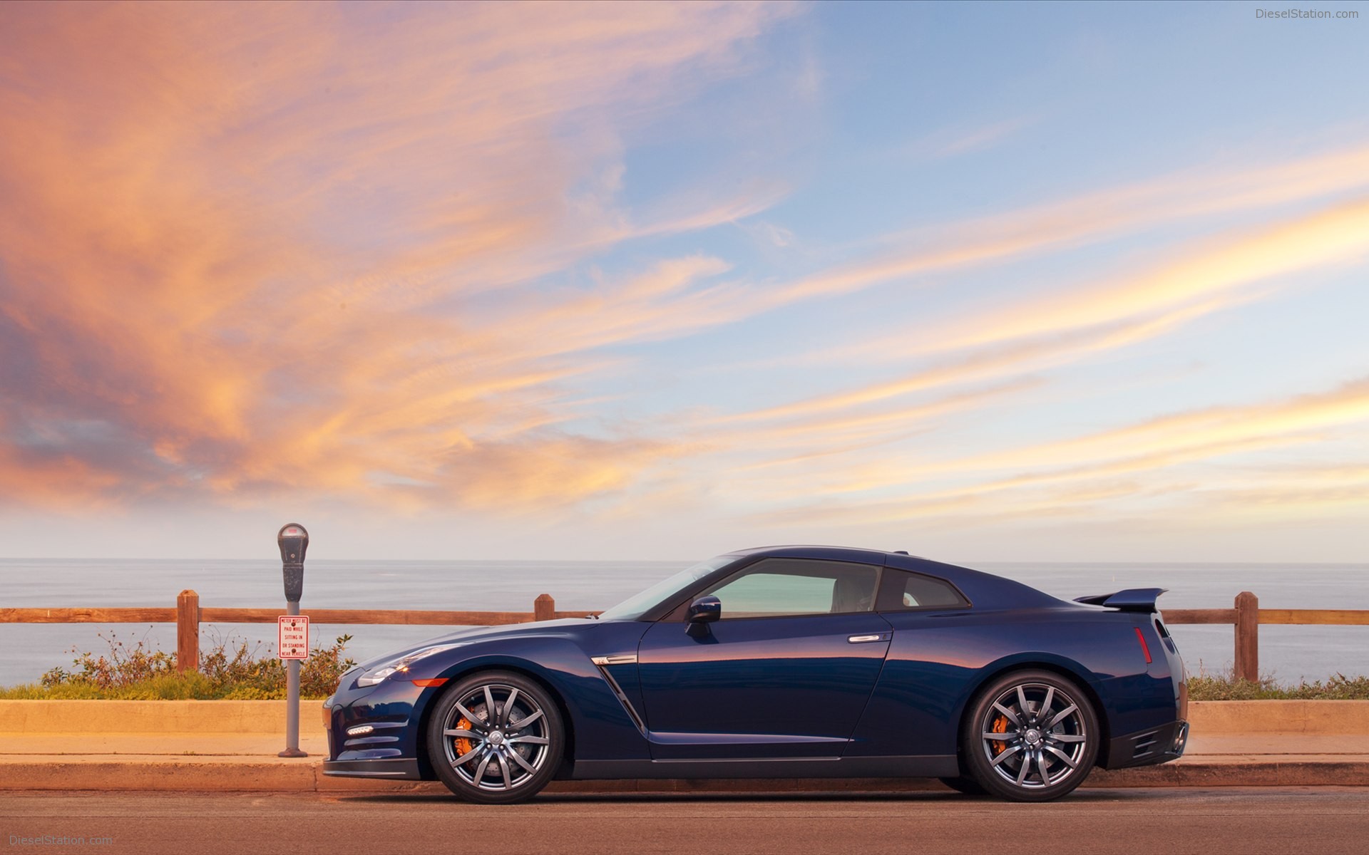 Nissan GT-R 2012