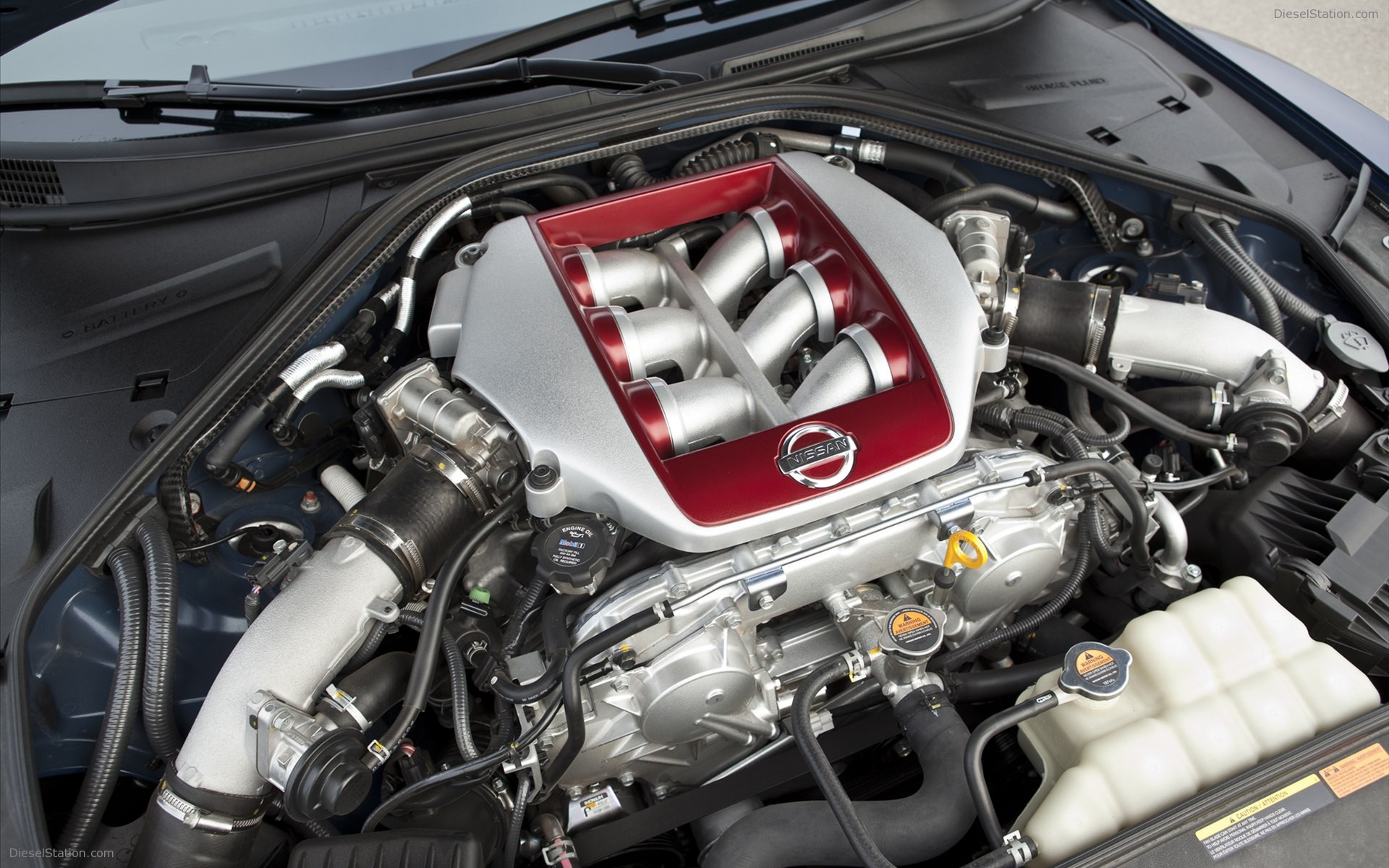 Nissan GT-R 2012