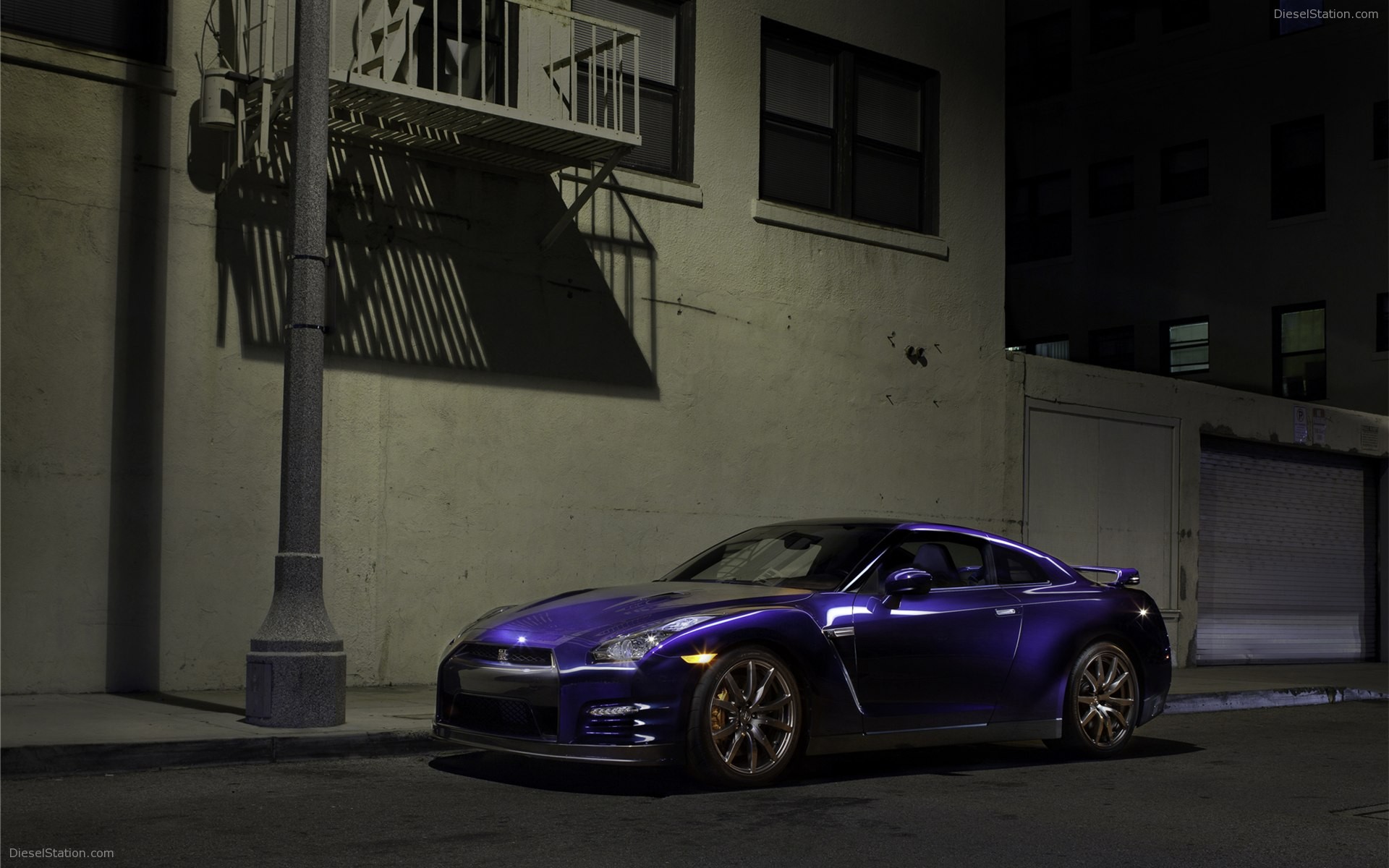 Nissan GT-R 2012