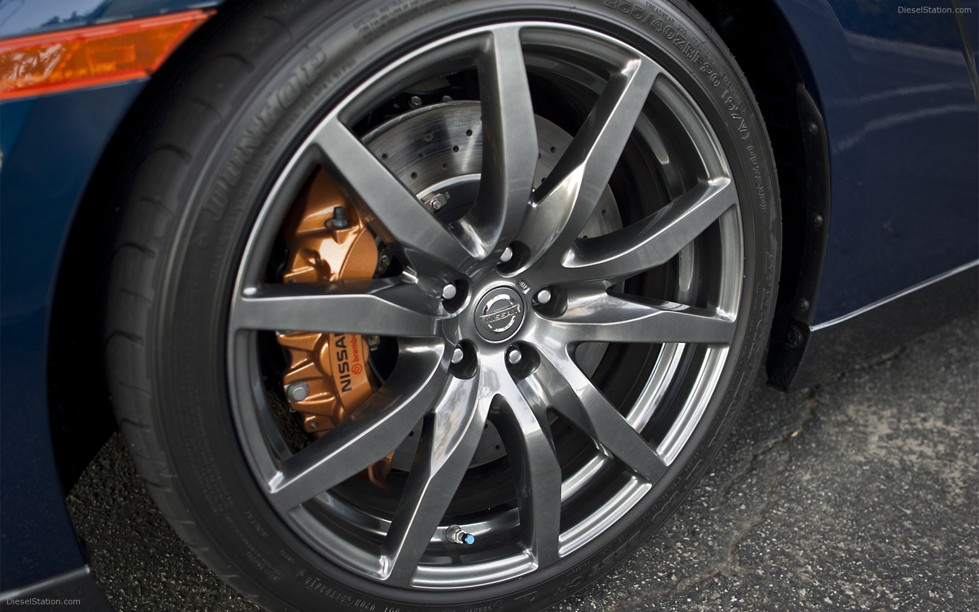 Nissan GT-R 2012