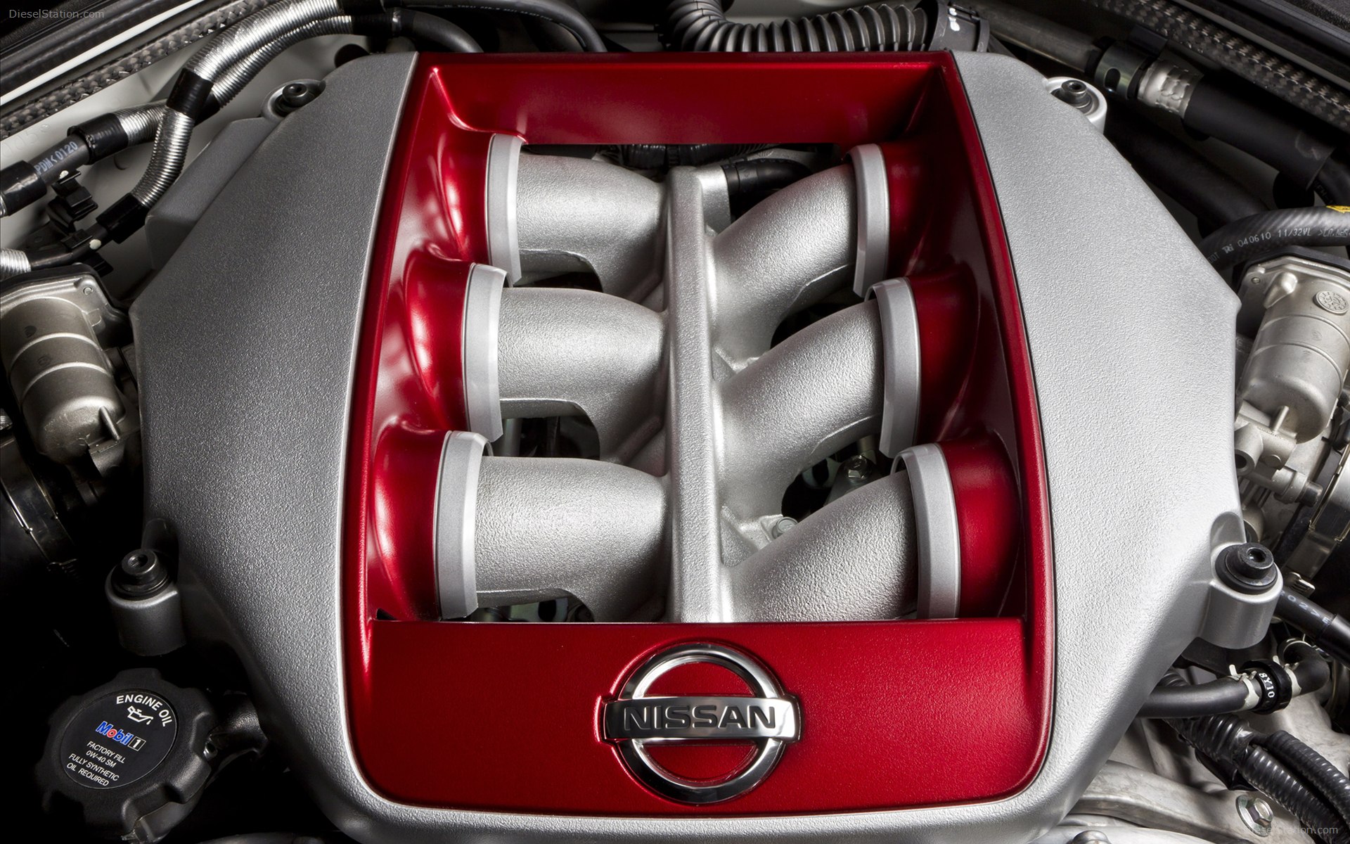 Nissan GT-R 2013
