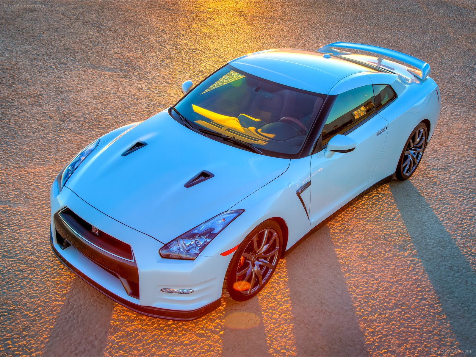 Nissan GT-R 2014