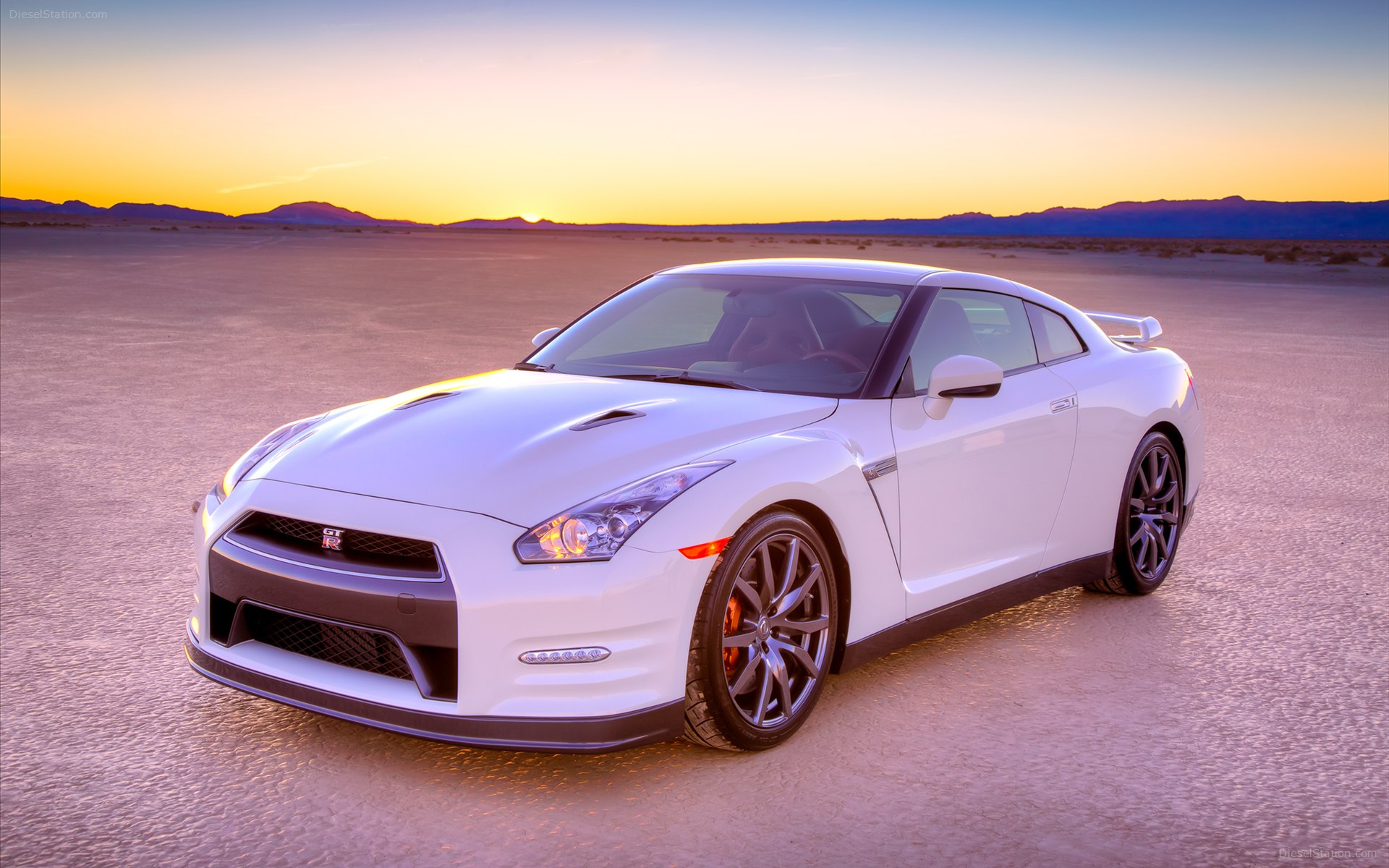 Nissan GT-R 2014