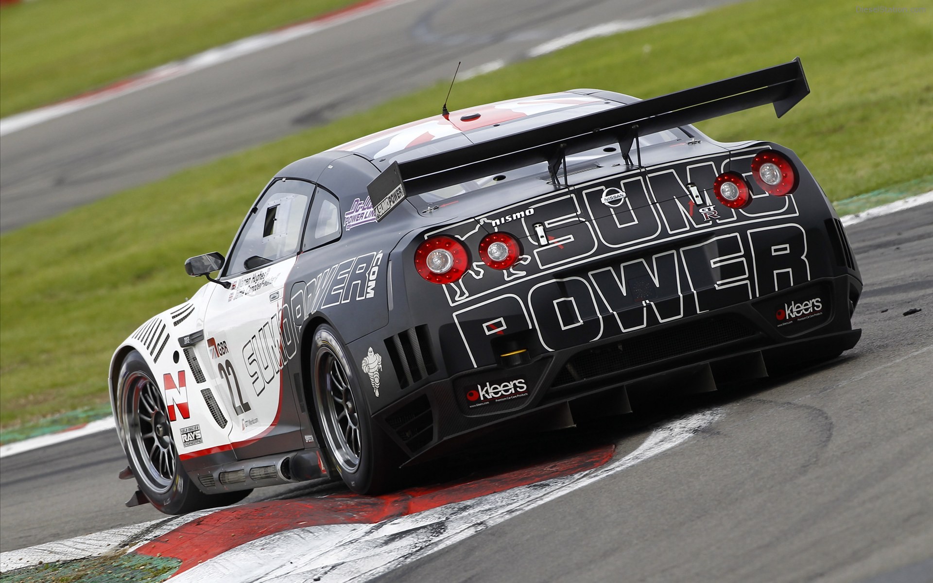 Nissan GT-R FIA GT1 World Championship 2010 Nissan GT-R FIA GT1 World Championship 2010