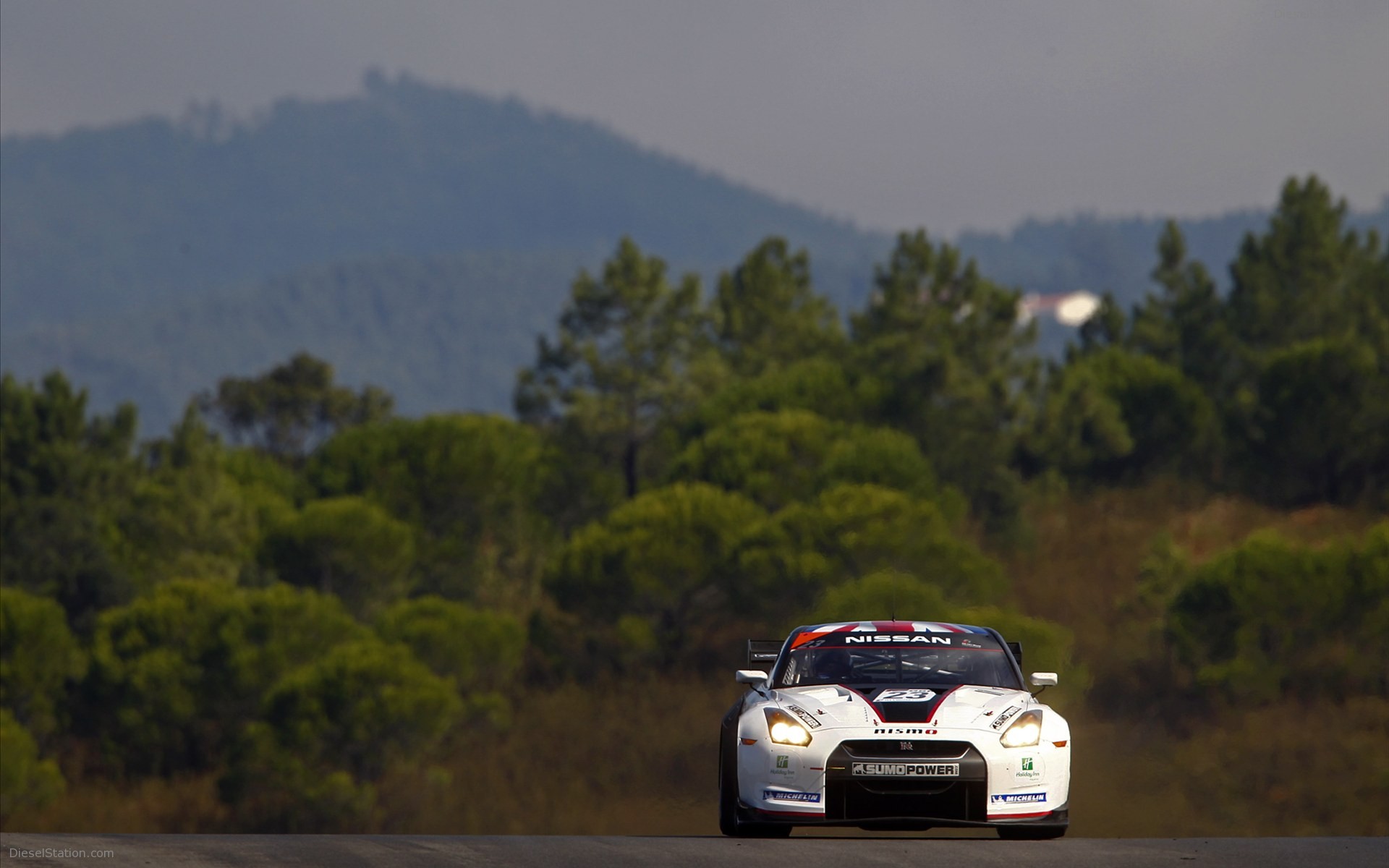 Nissan GT-R FIA GT1 World Championship 2010 Nissan GT-R FIA GT1 World Championship 2010