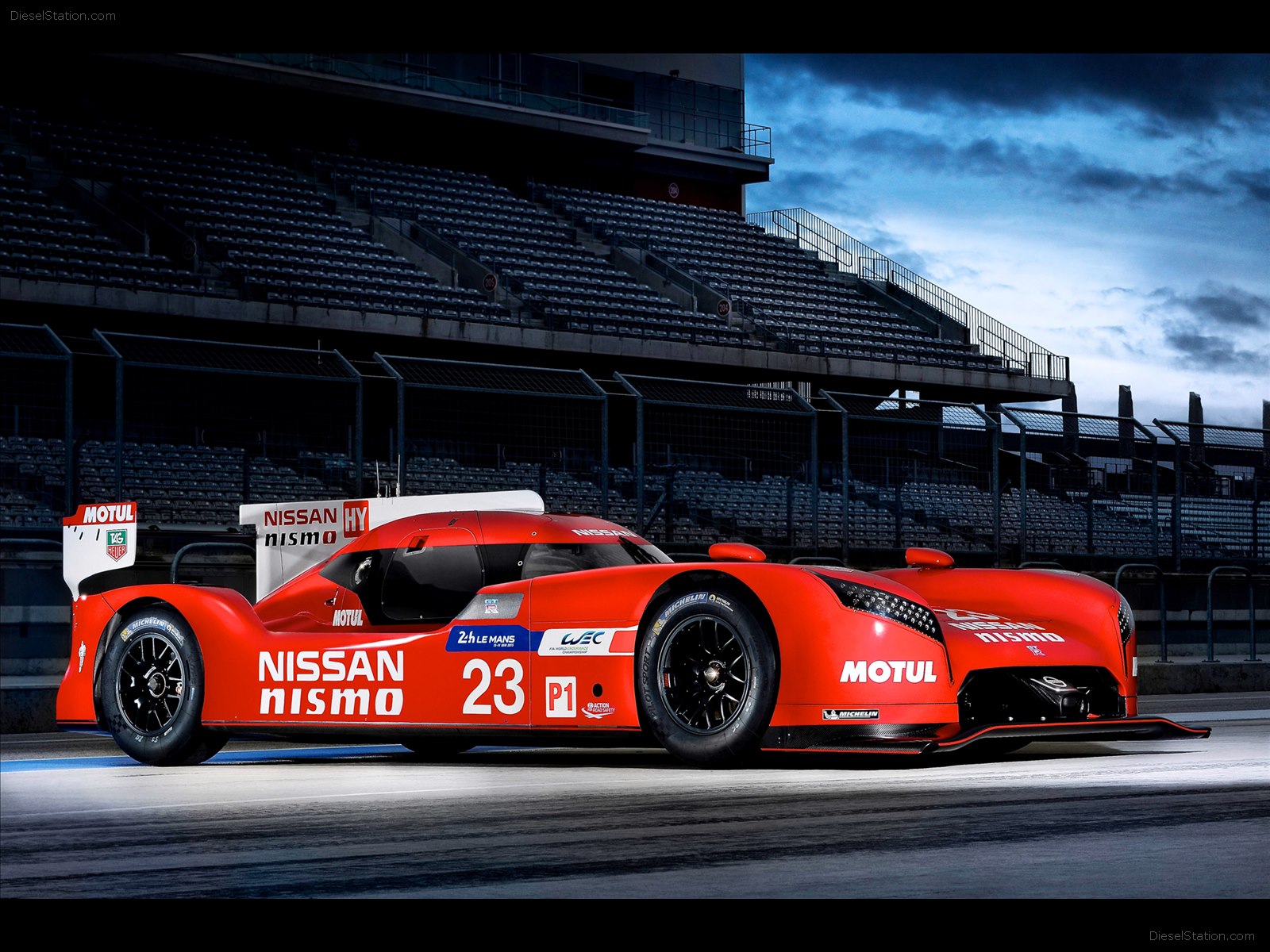 Nissan GT-R LM Nismo Racecar 2015