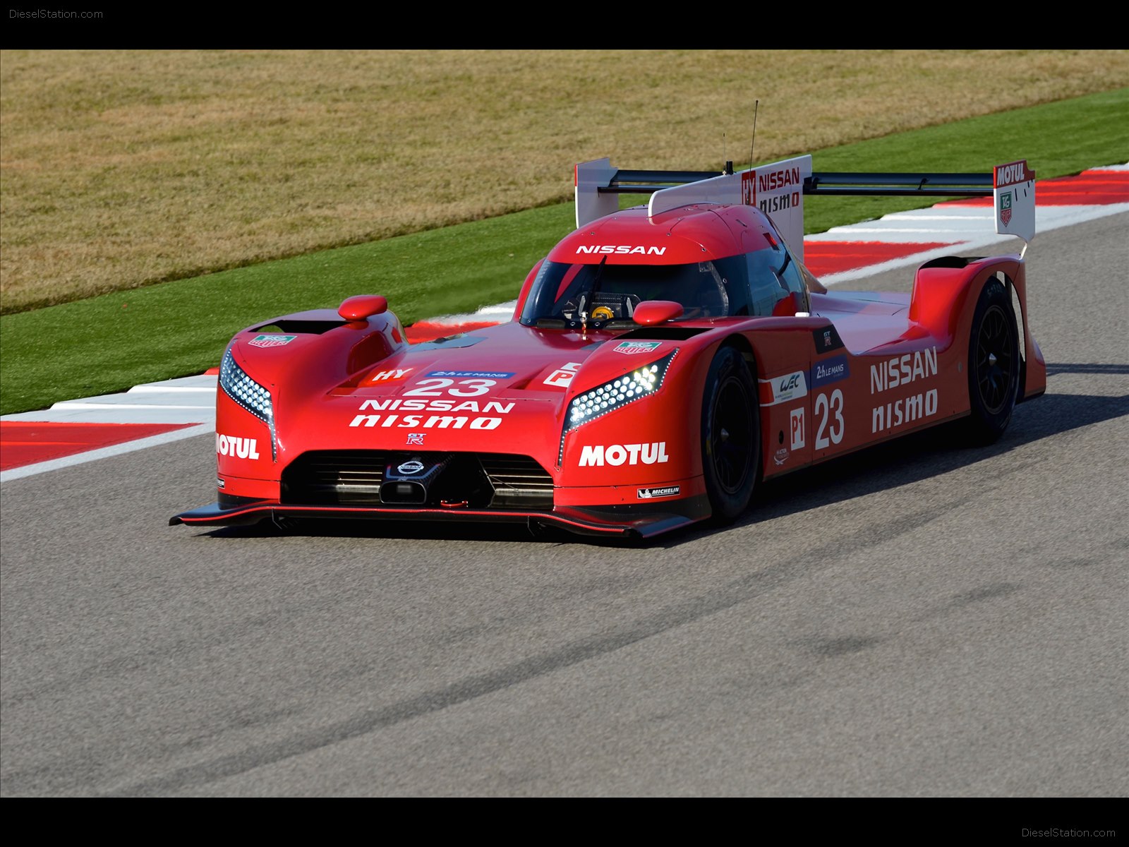 Nissan GT-R LM Nismo Racecar 2015