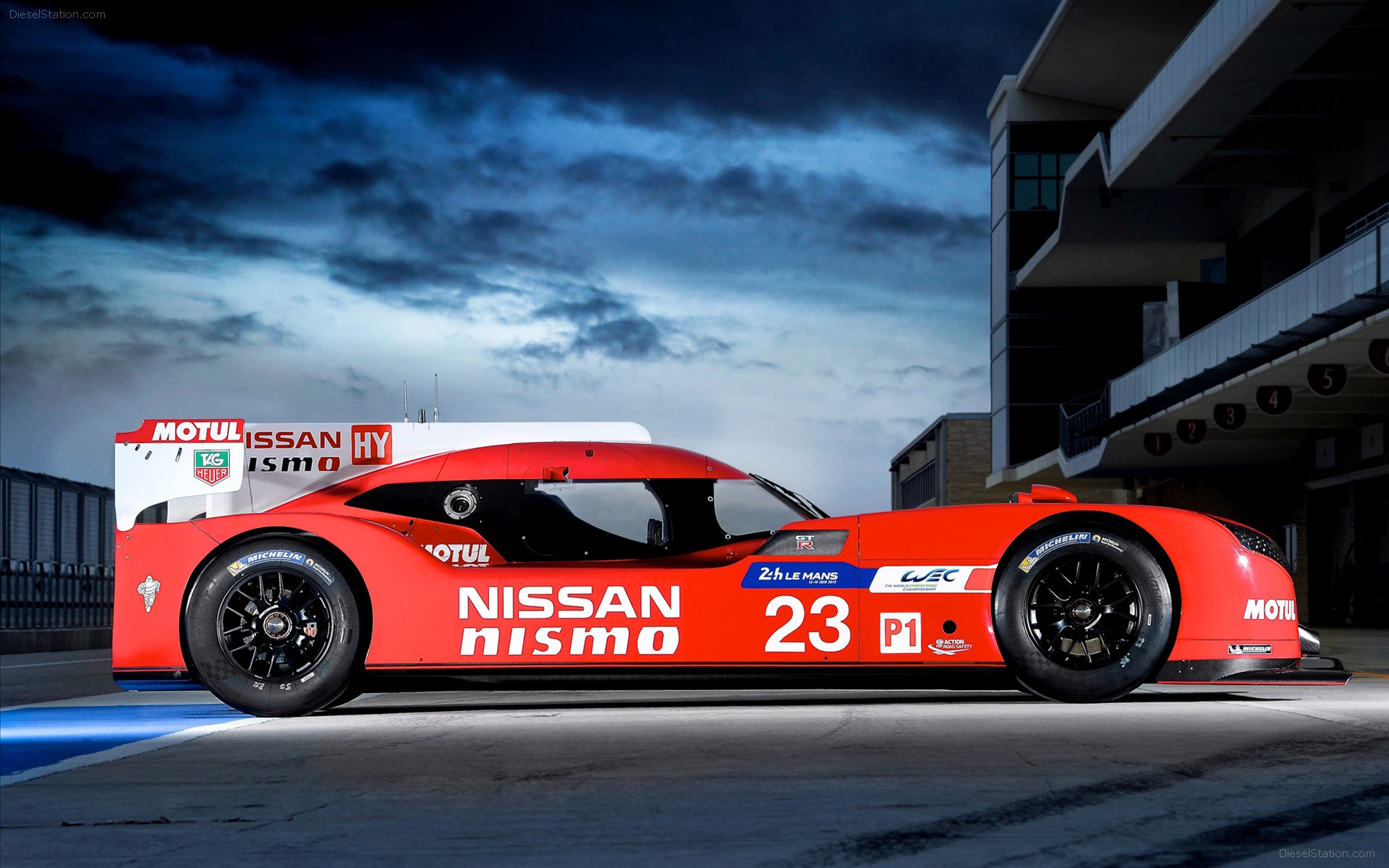 Nissan GT-R LM Nismo Racecar 2015