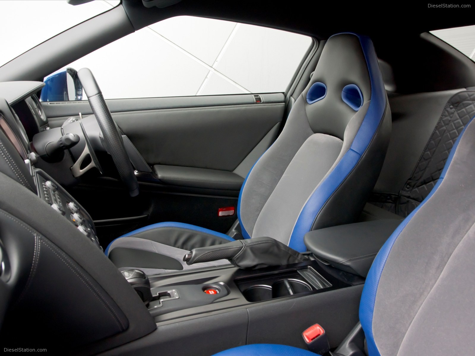 Nissan GT-R Track Pack 2012
