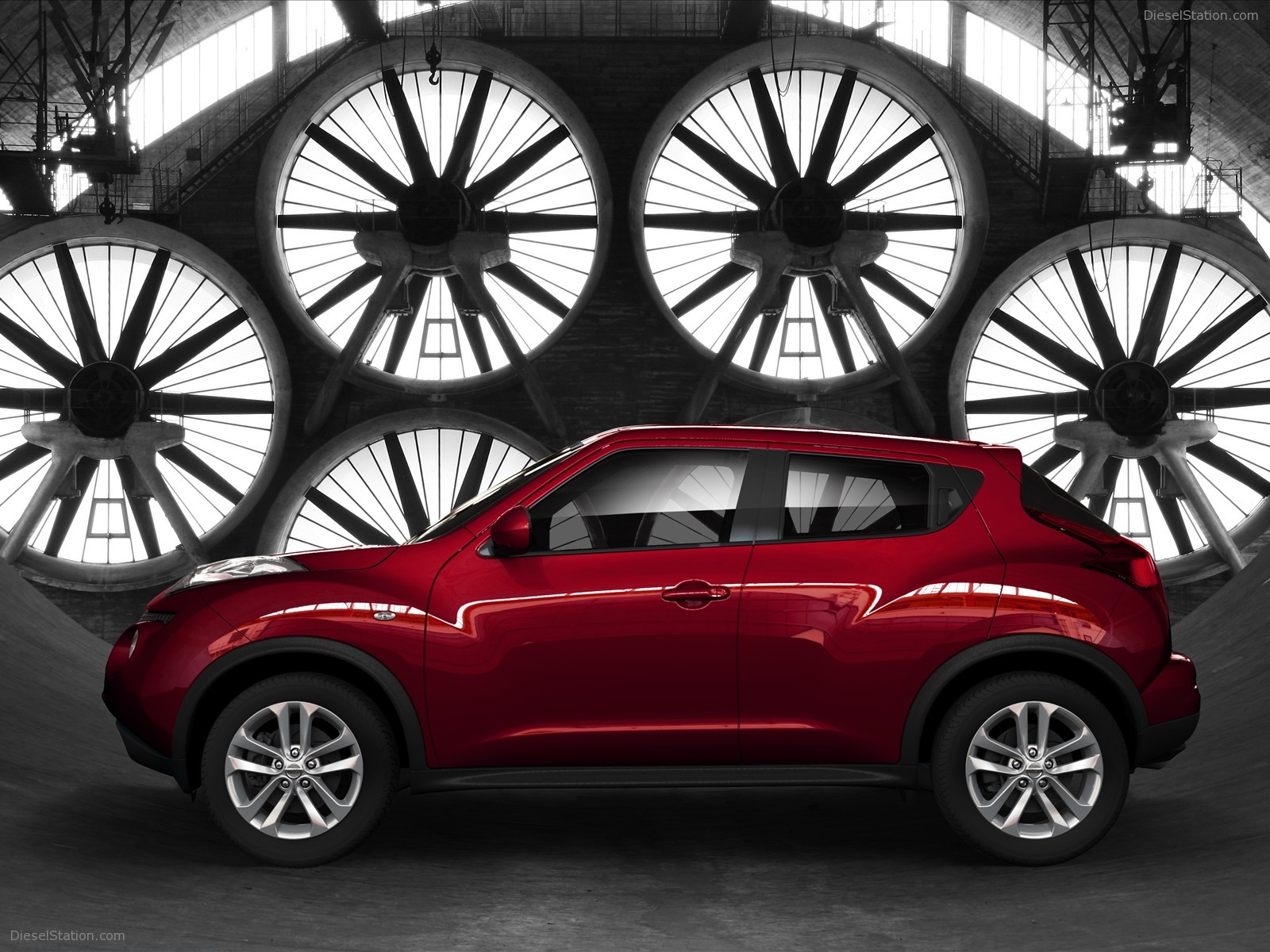 Nissan JUKE Crossover 2011