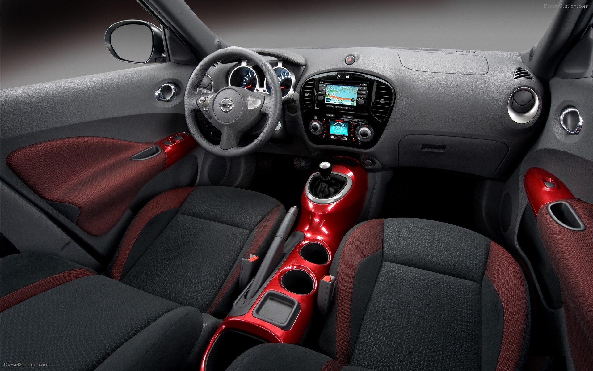 Nissan JUKE Crossover 2011