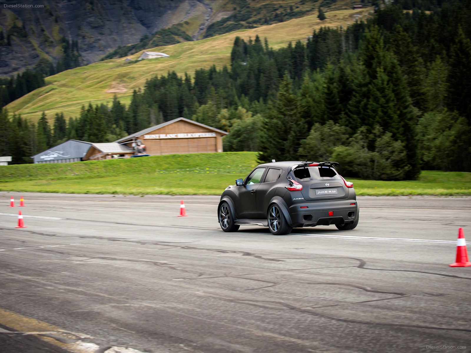 Nissan Juke R 2.0 Concept 2015
