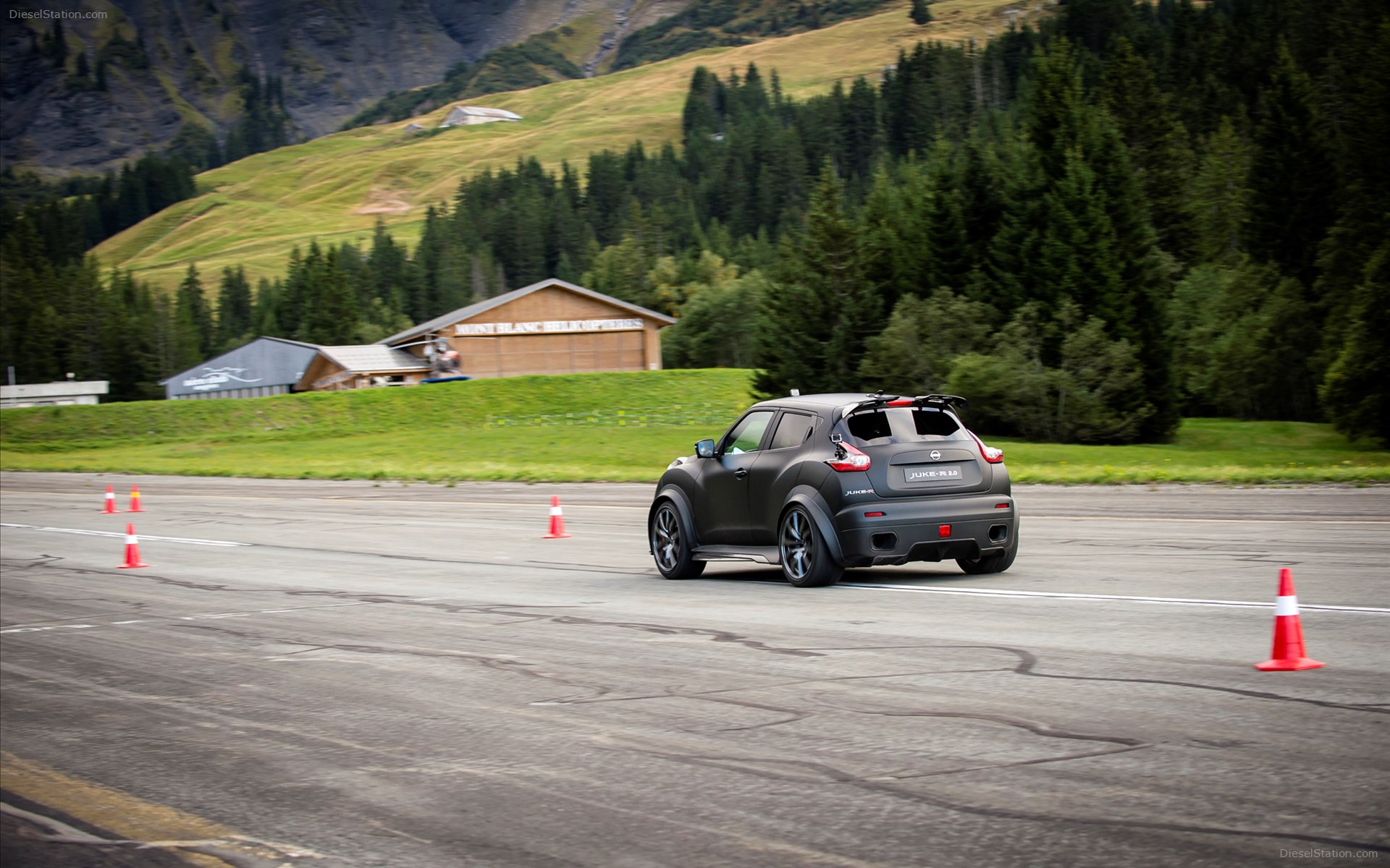 Nissan Juke R 2.0 Concept 2015
