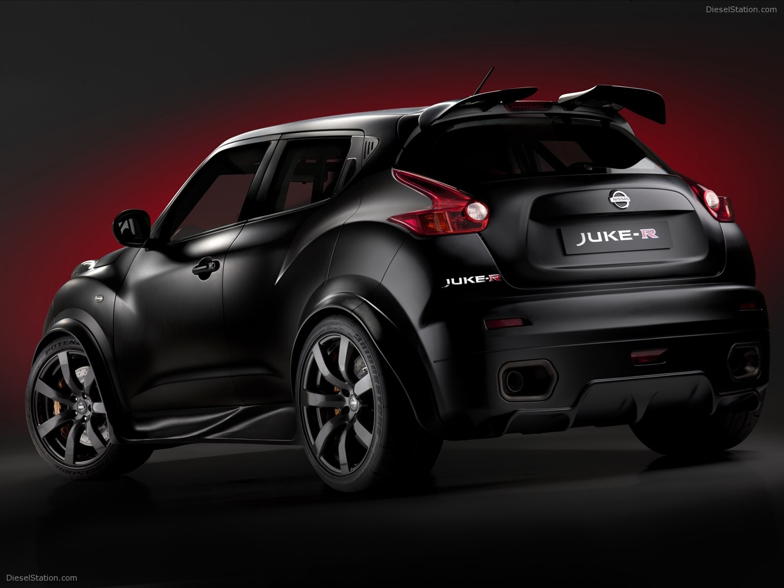 Nissan Juke-R 2012