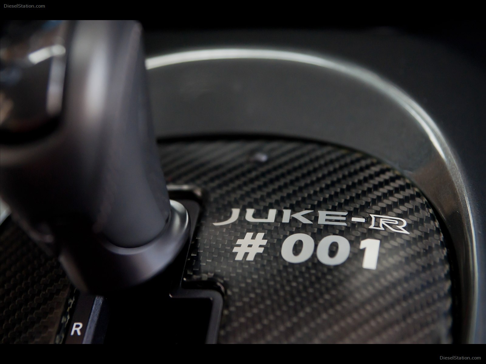 Nissan Juke-R 2013