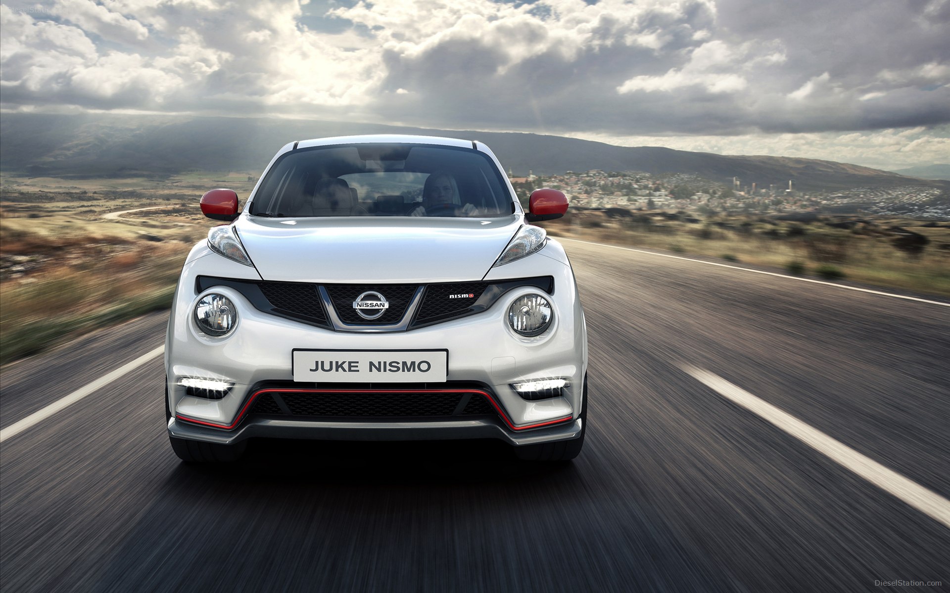 Nissan Juke-R 2013