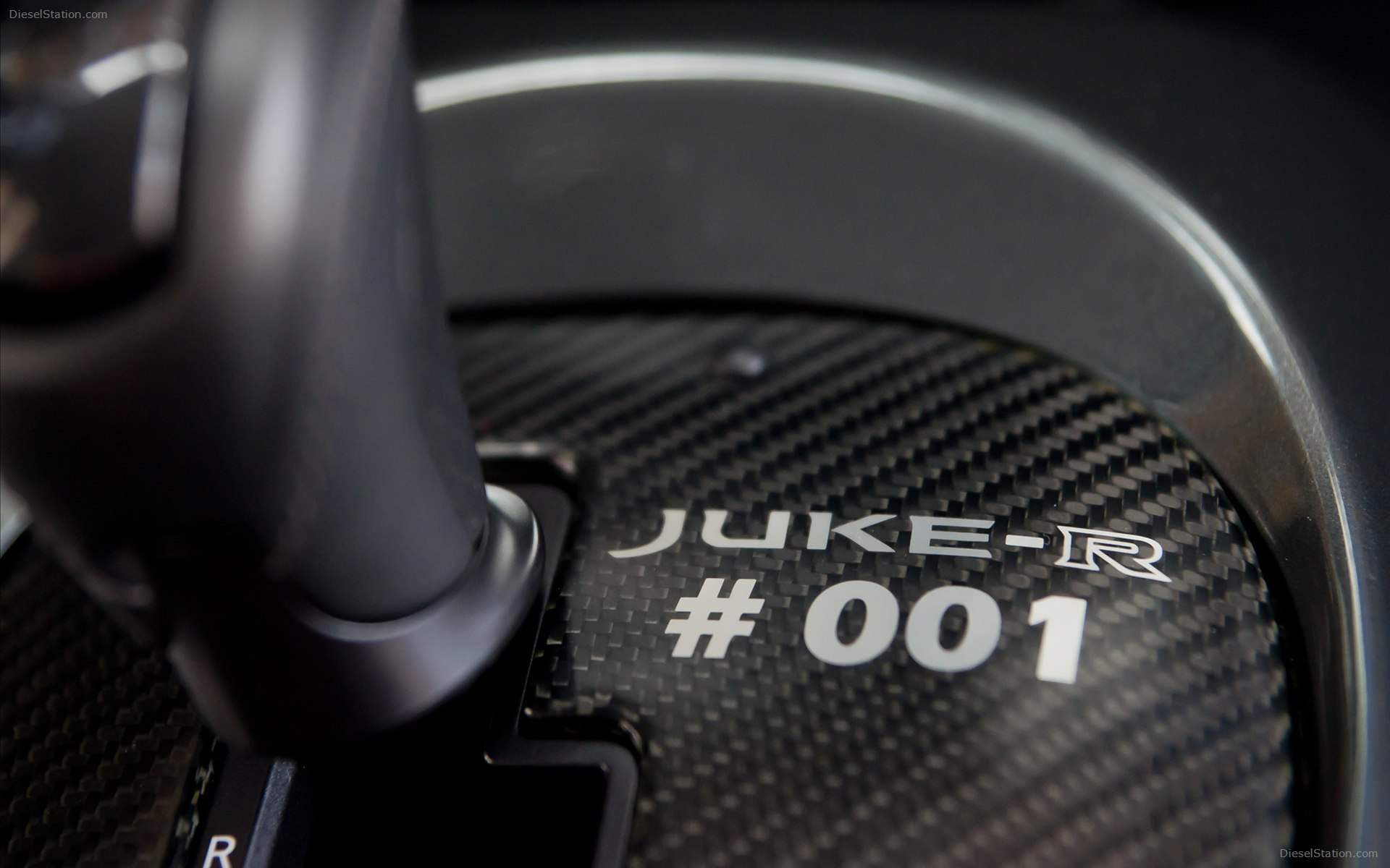 Nissan Juke-R 2013