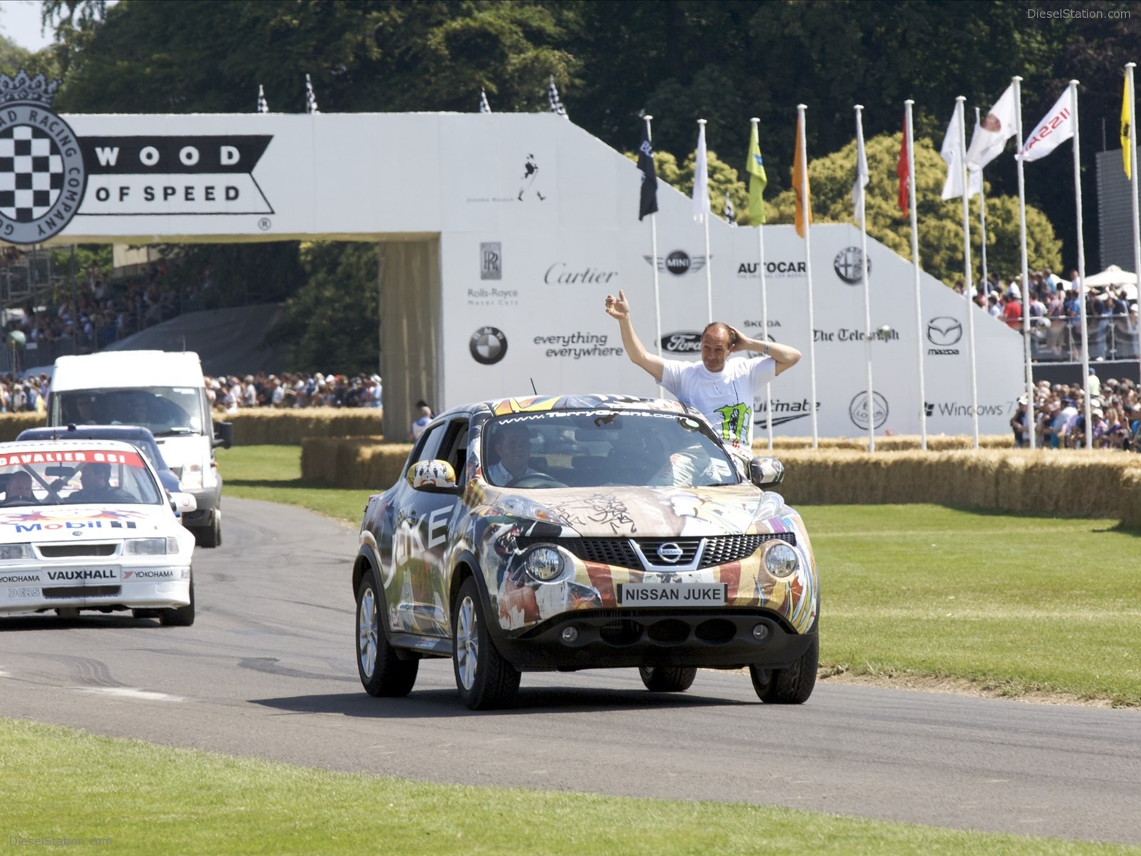 Nissan Juke at the Goodwood Festival of Speed 2011 Nissan Juke at the Goodwood Festival of Speed 2011
