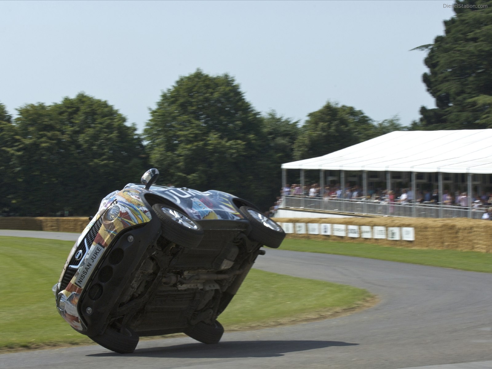 Nissan Juke at the Goodwood Festival of Speed 2011 Nissan Juke at the Goodwood Festival of Speed 2011