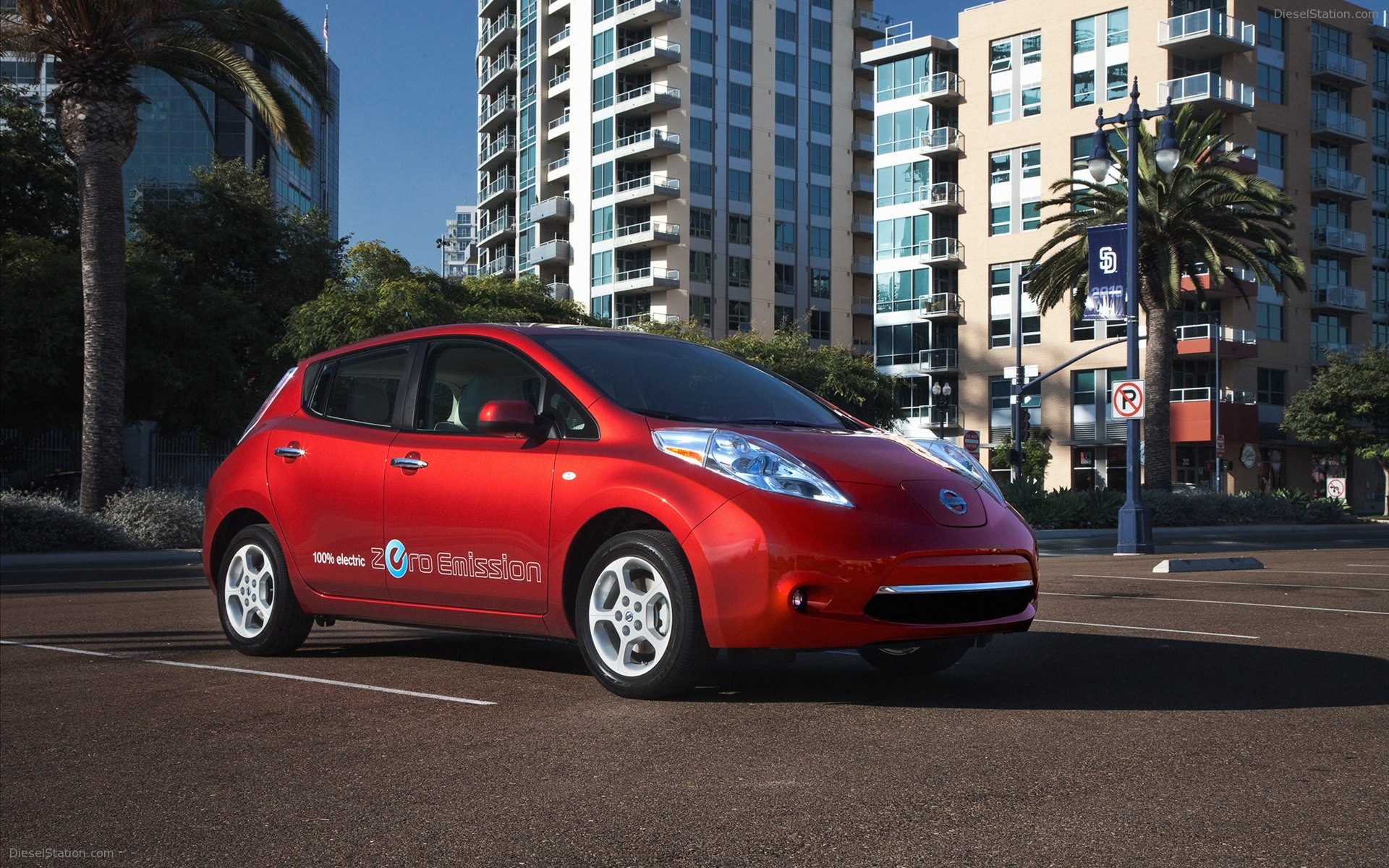 Nissan LEAF 2012