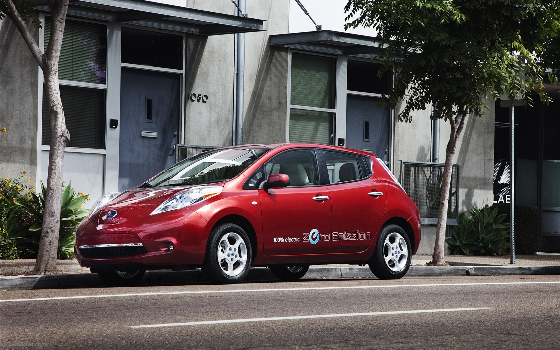 Nissan LEAF 2012