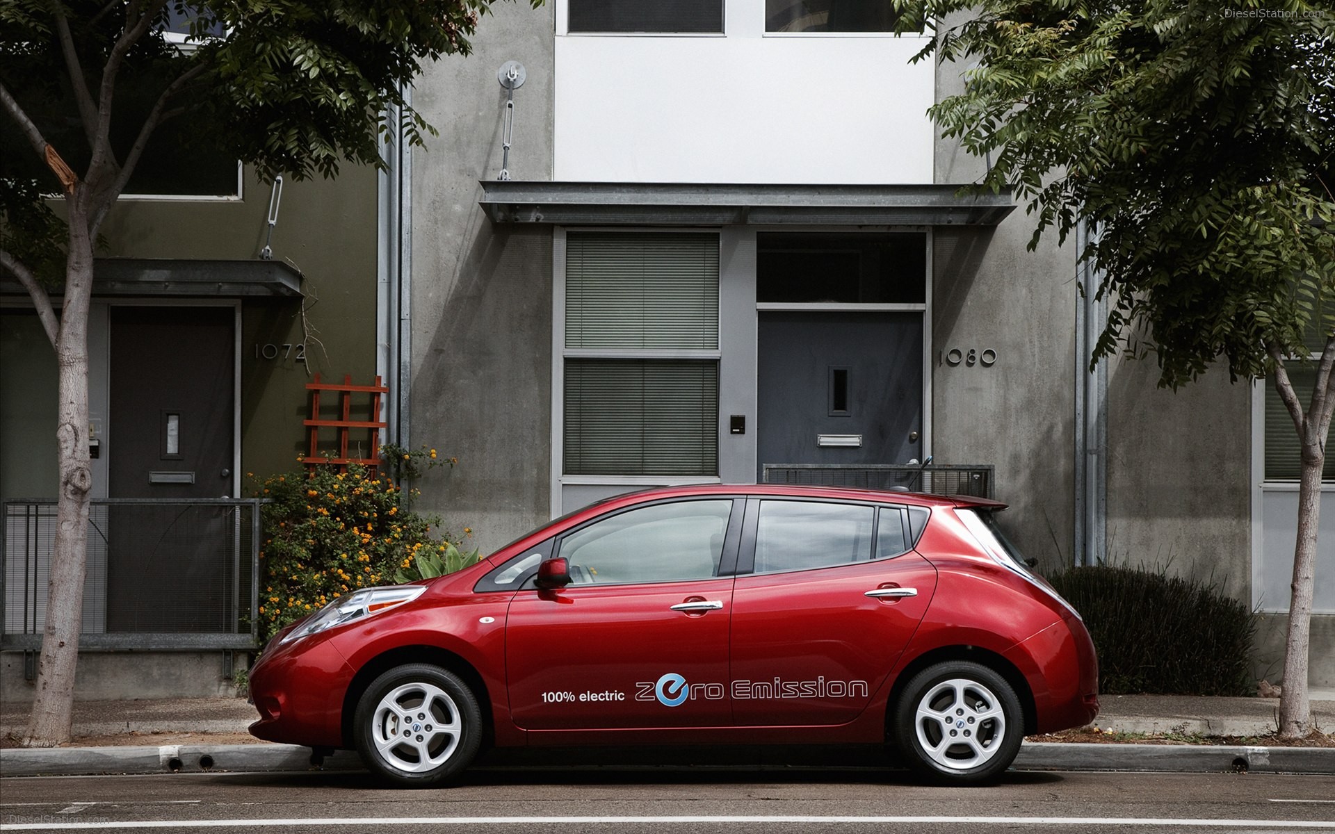 Nissan LEAF 2012