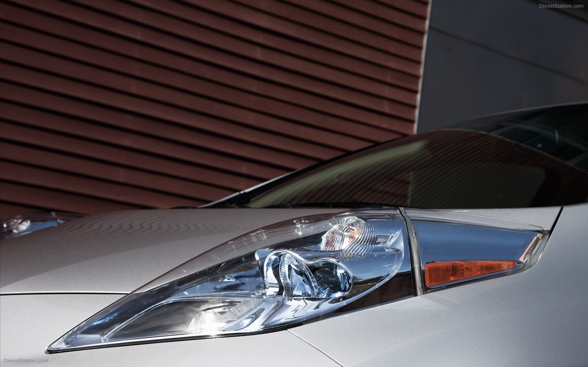 Nissan LEAF 2012