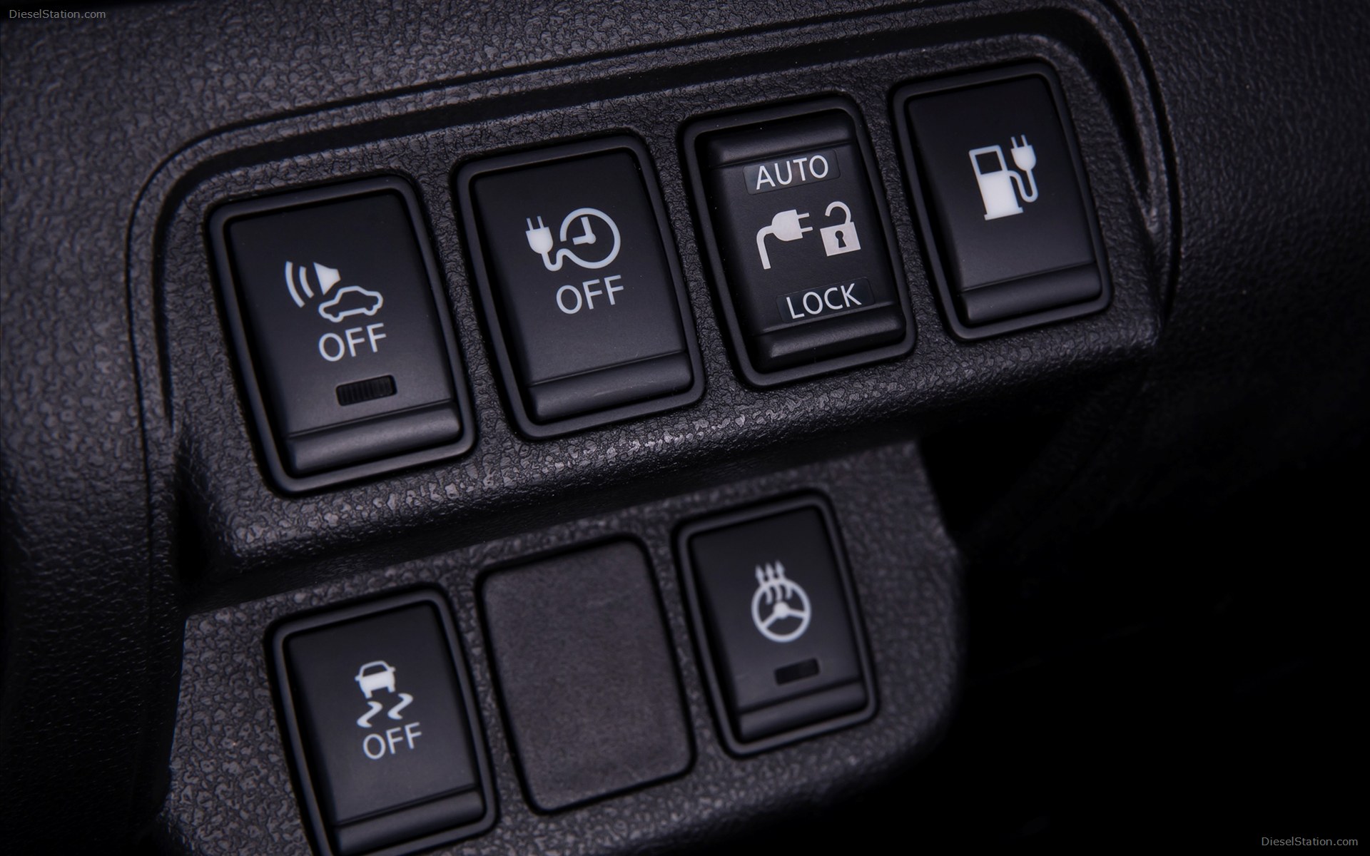 Nissan LEAF 2014