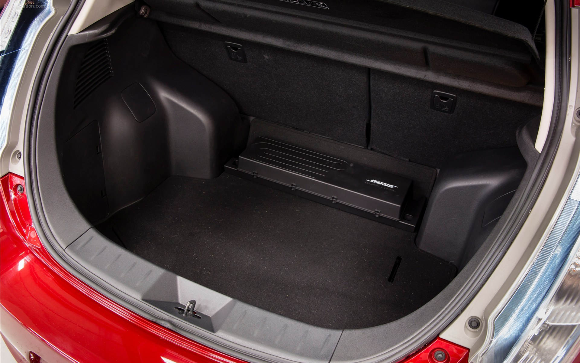 Nissan LEAF 2014