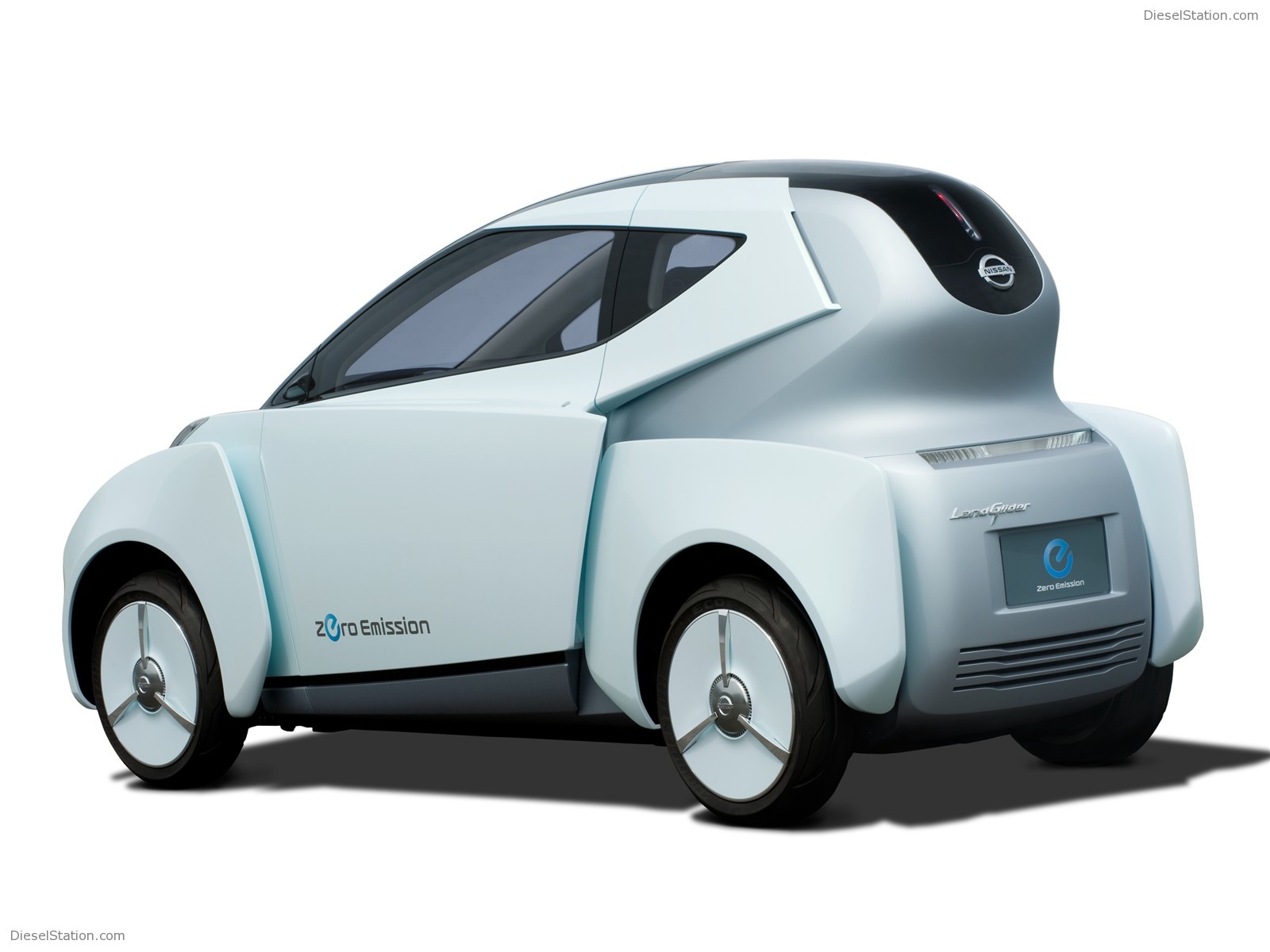 Nissan Land Glider Concept
