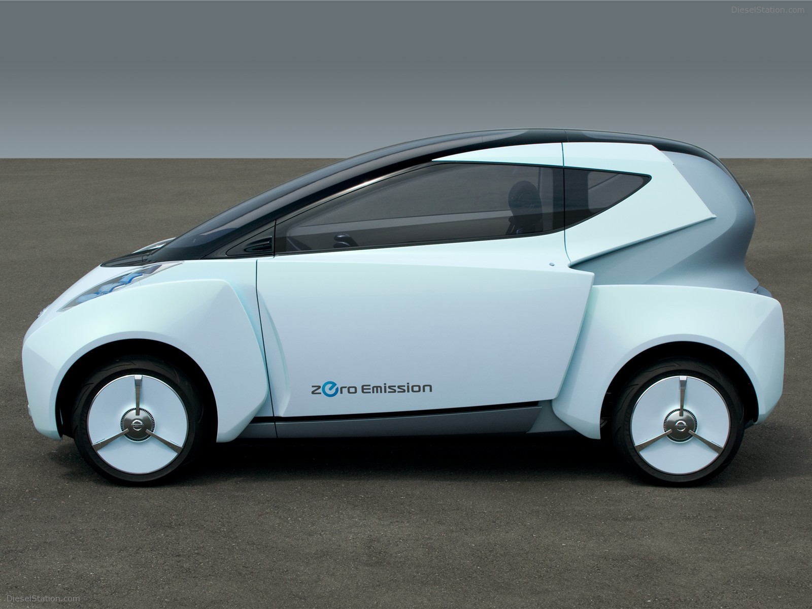 Nissan Land Glider Concept