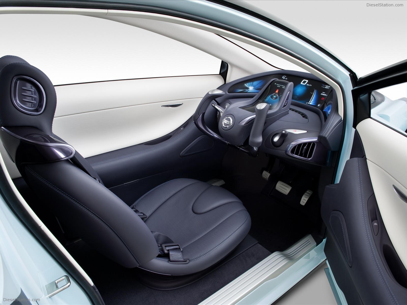 Nissan Land Glider Concept