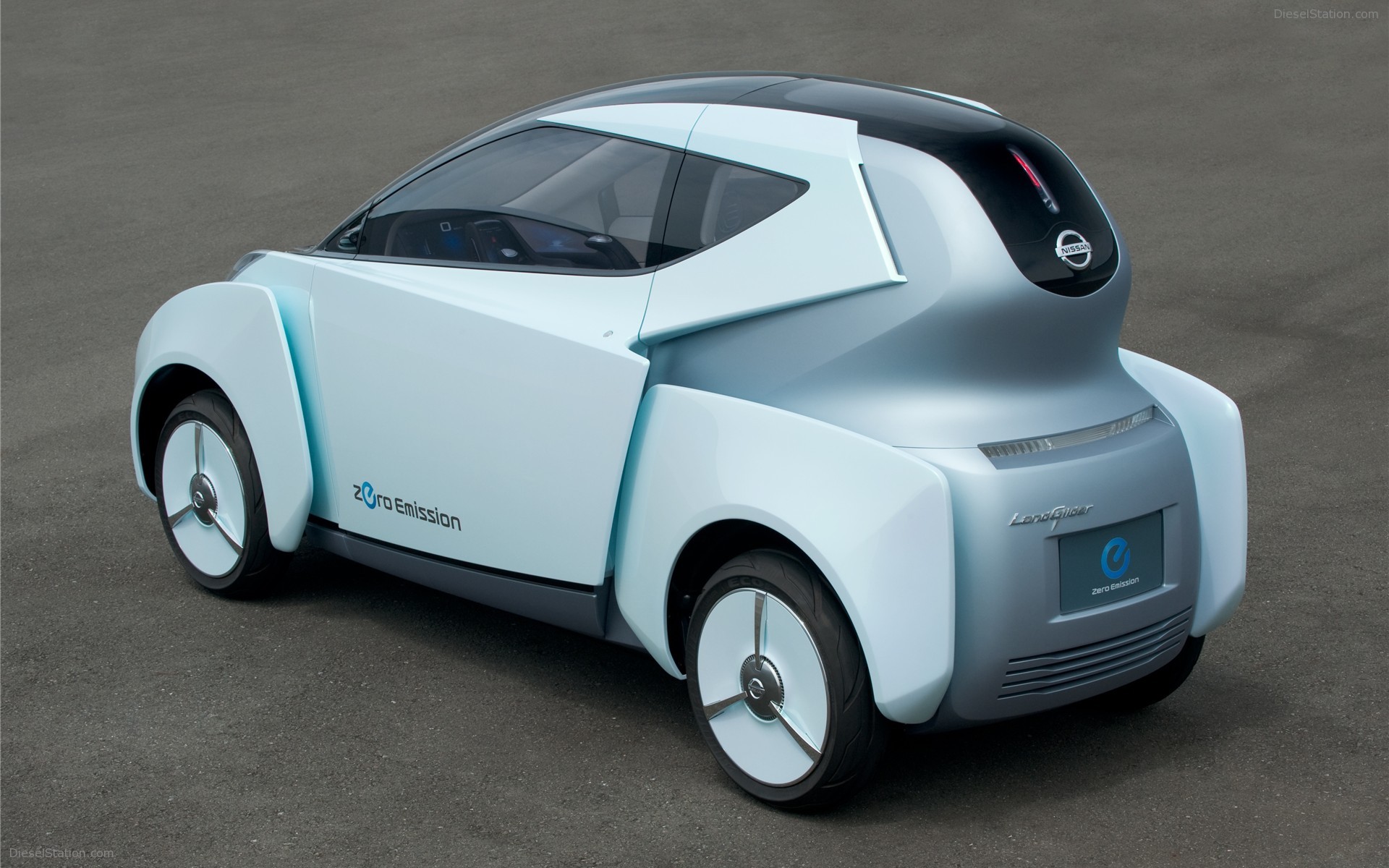 Nissan Land Glider Concept