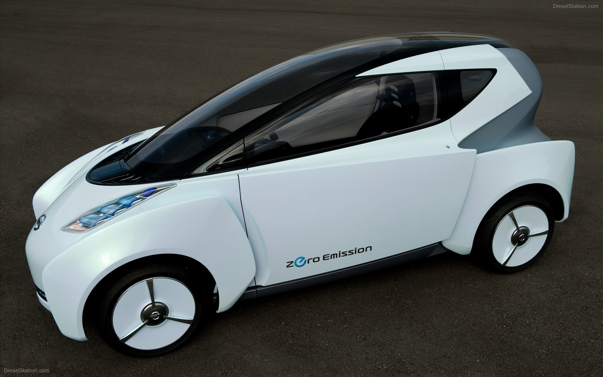 Nissan Land Glider Concept
