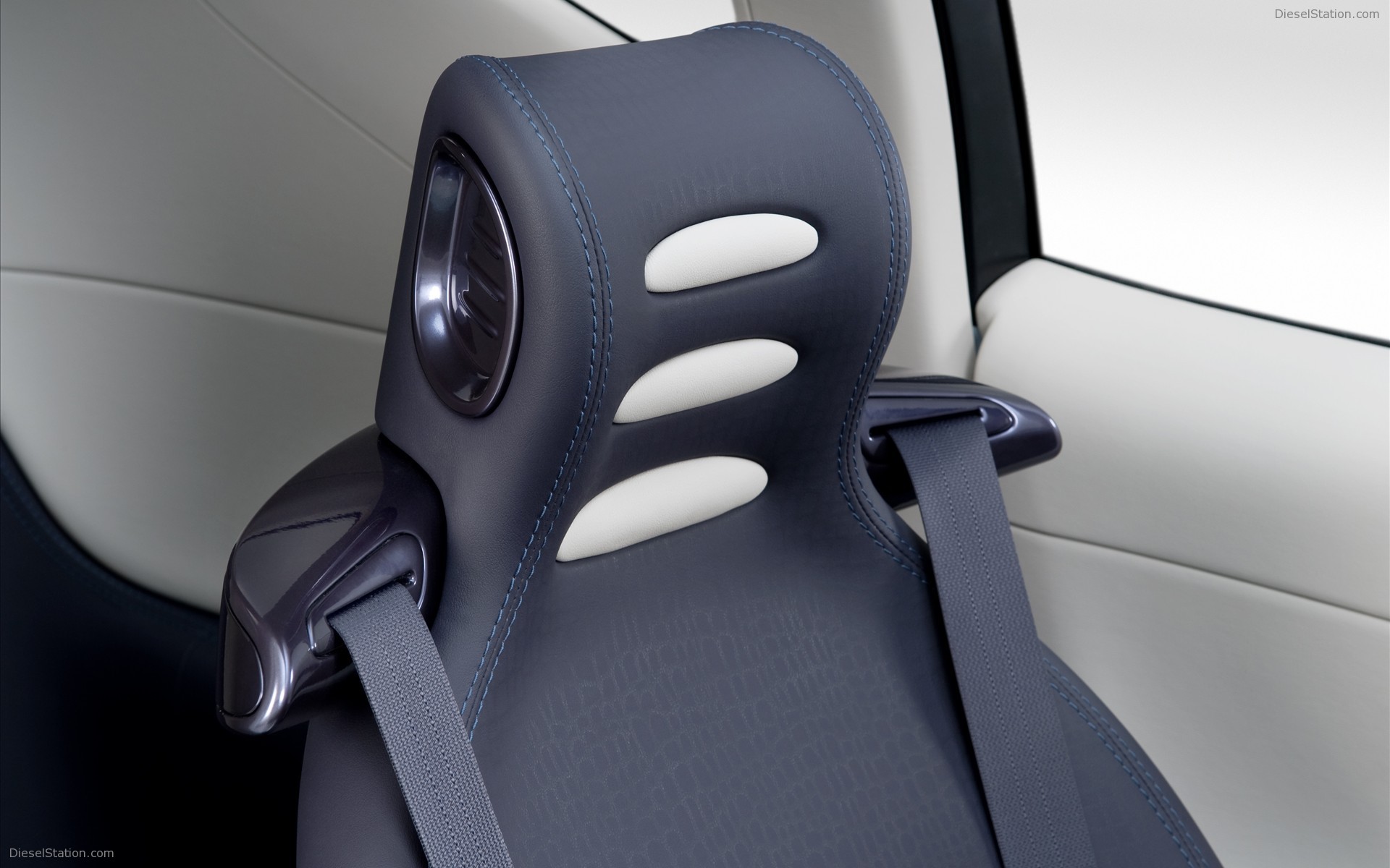 Nissan Land Glider Concept