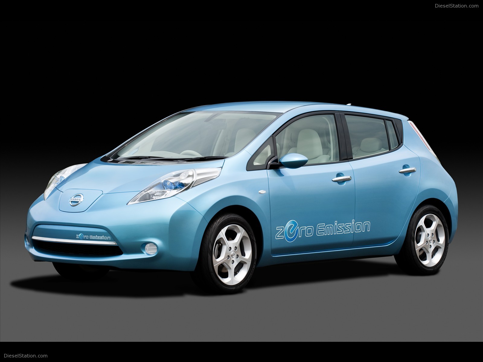 Nissan Leaf 2011