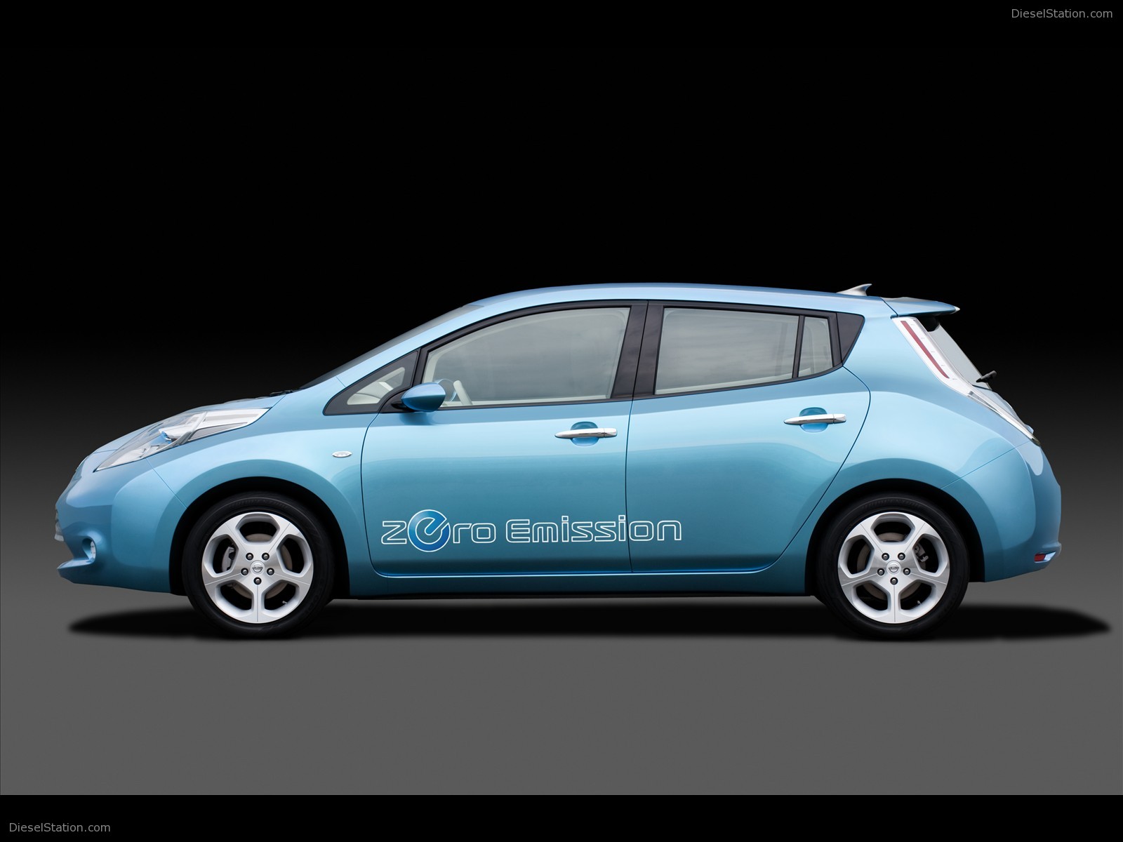 Nissan Leaf 2011