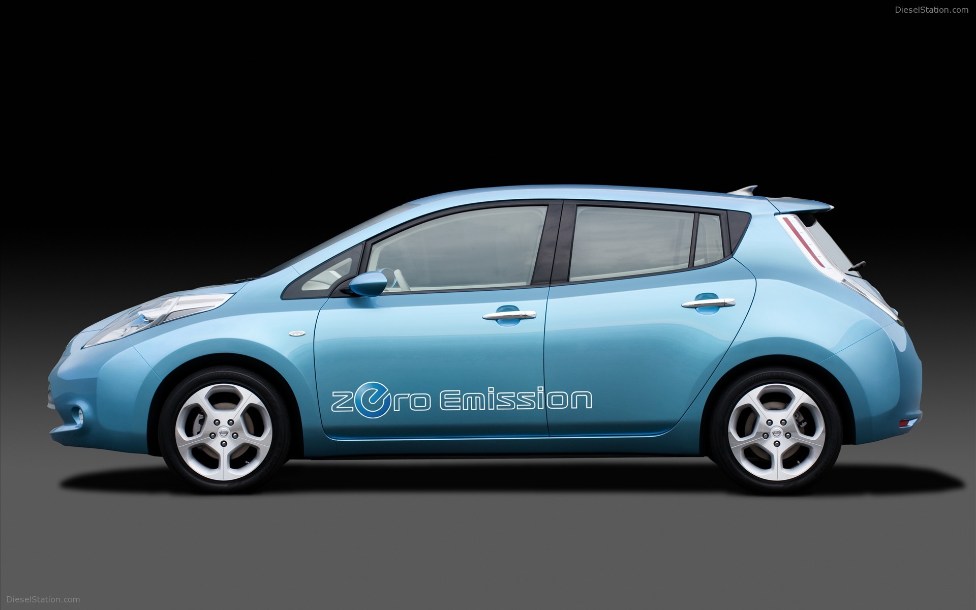 Nissan Leaf 2011