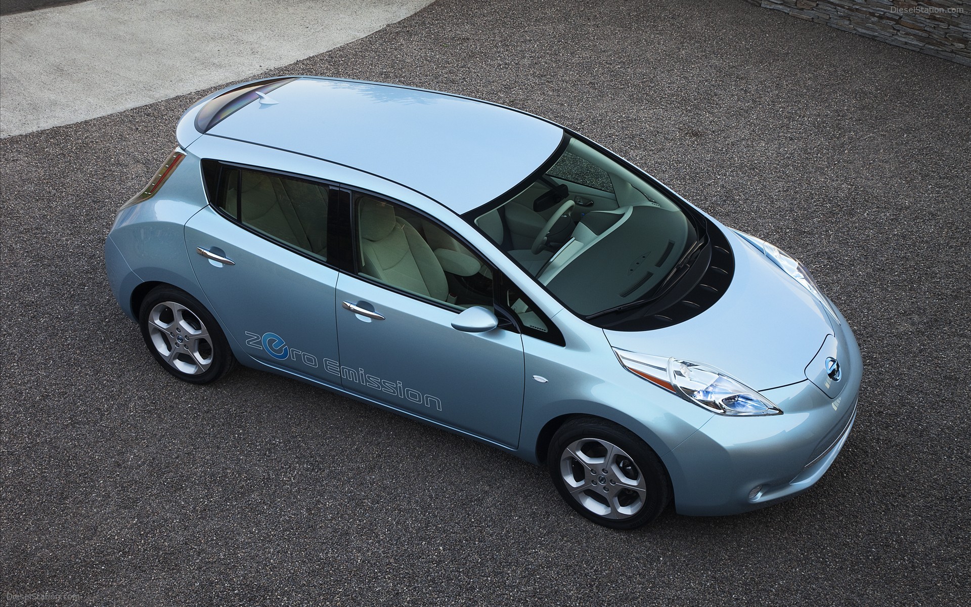 Nissan Leaf 2011