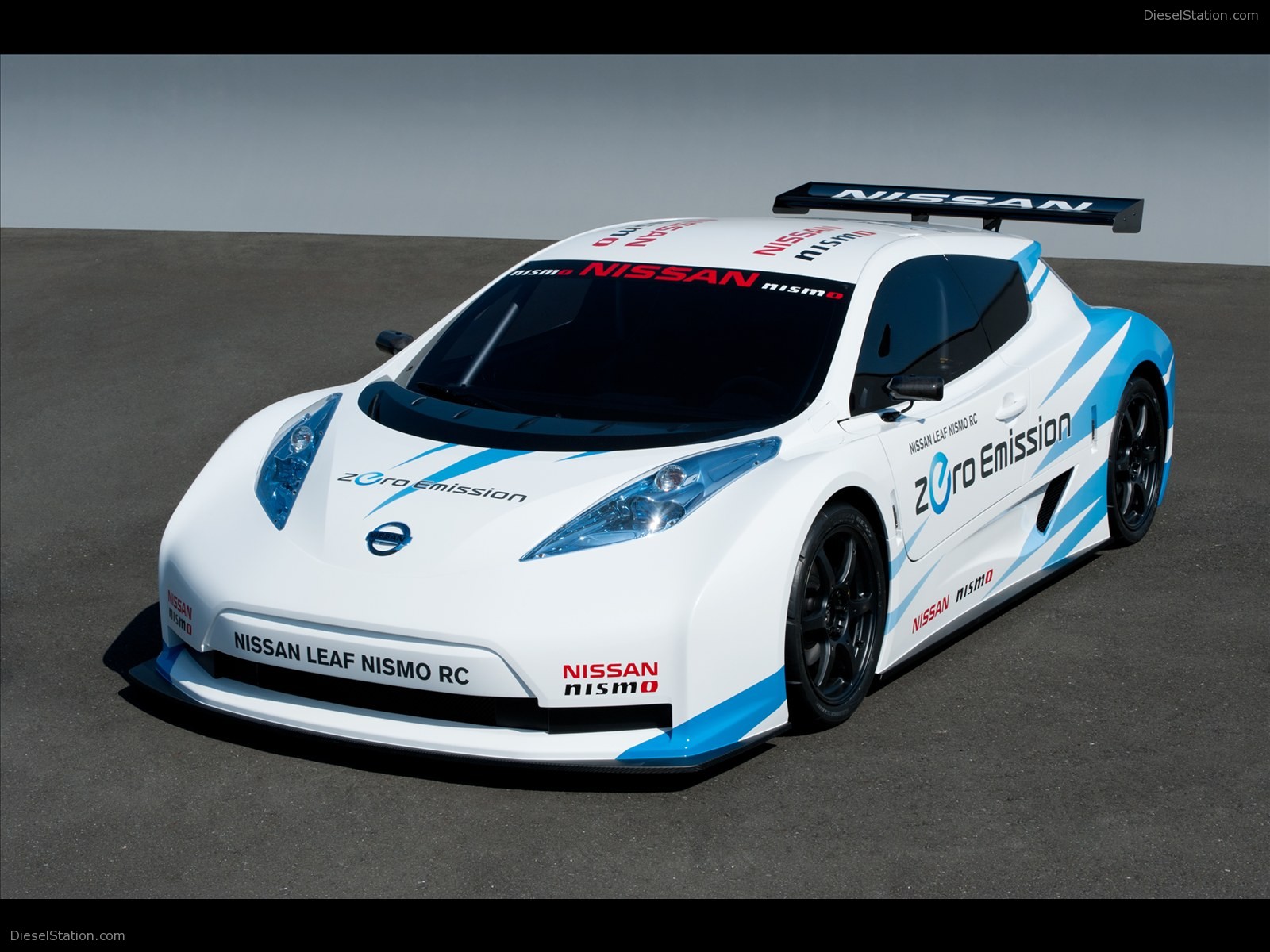 Nissan Leaf Nismo RC 2011