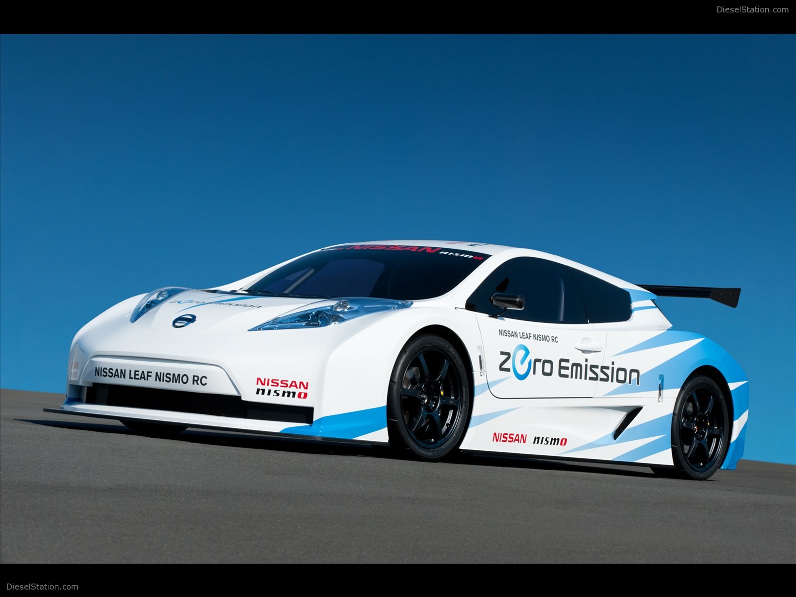Nissan Leaf Nismo RC 2011